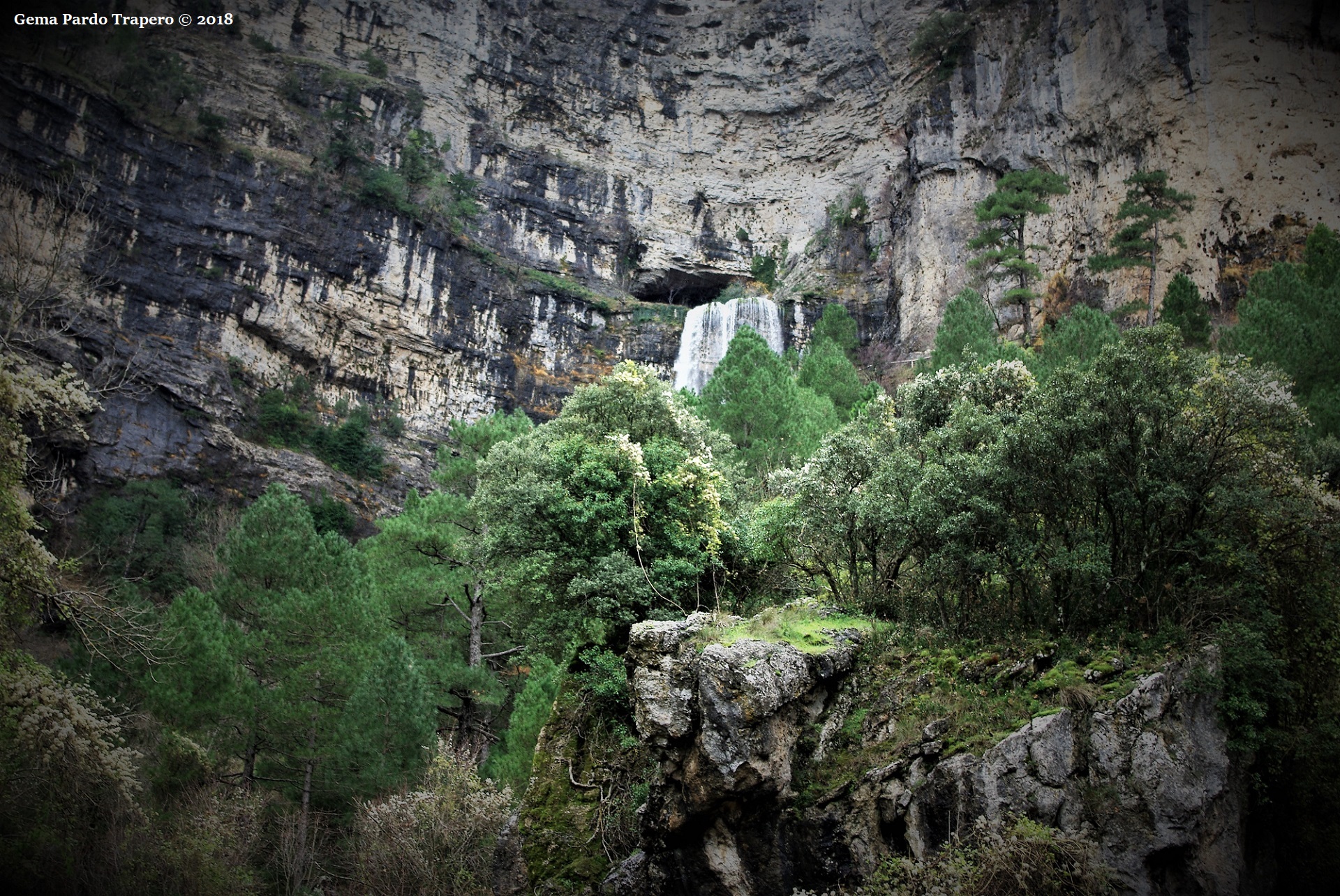 Free download wallpaper Nature, Water, Waterfalls, Waterfall, Tree, Vegetation, Earth, Spain, Castilla La Mancha on your PC desktop