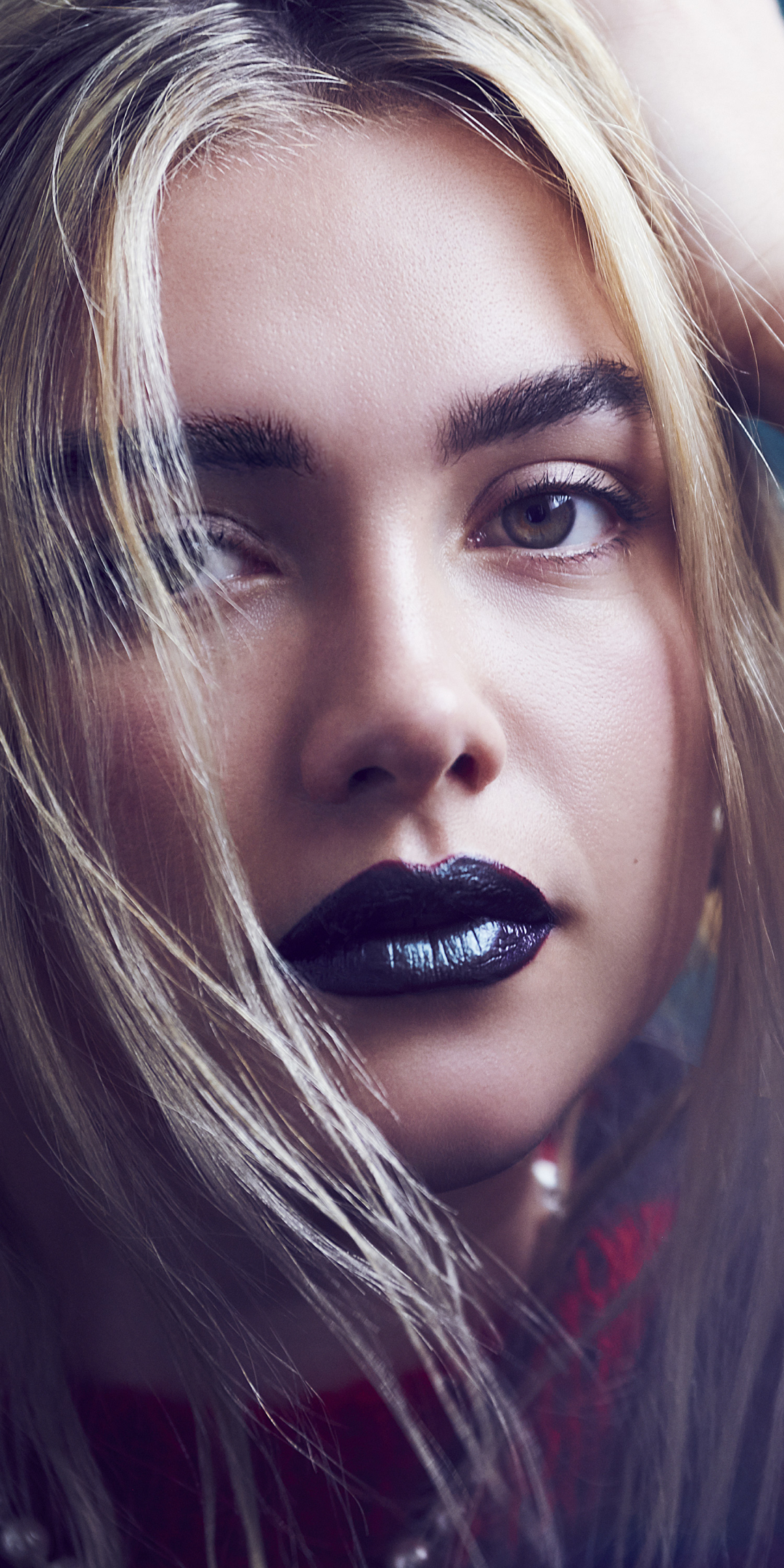 Download mobile wallpaper Blonde, English, Face, Celebrity, Actress, Lipstick, Florence Pugh for free.