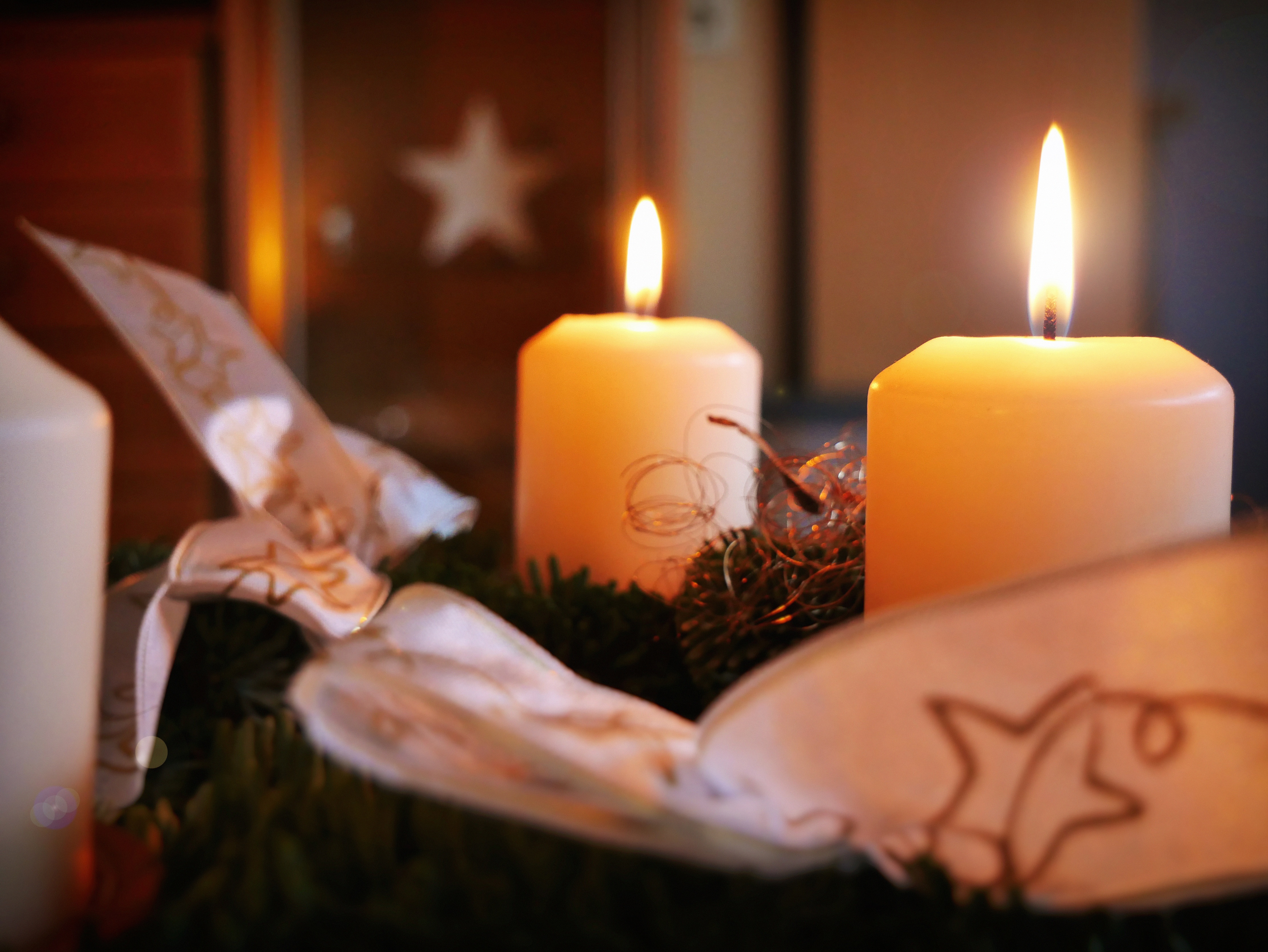 Téléchargez des papiers peints mobile Fêtes, Nouvel An, Bougies, Noël gratuitement.