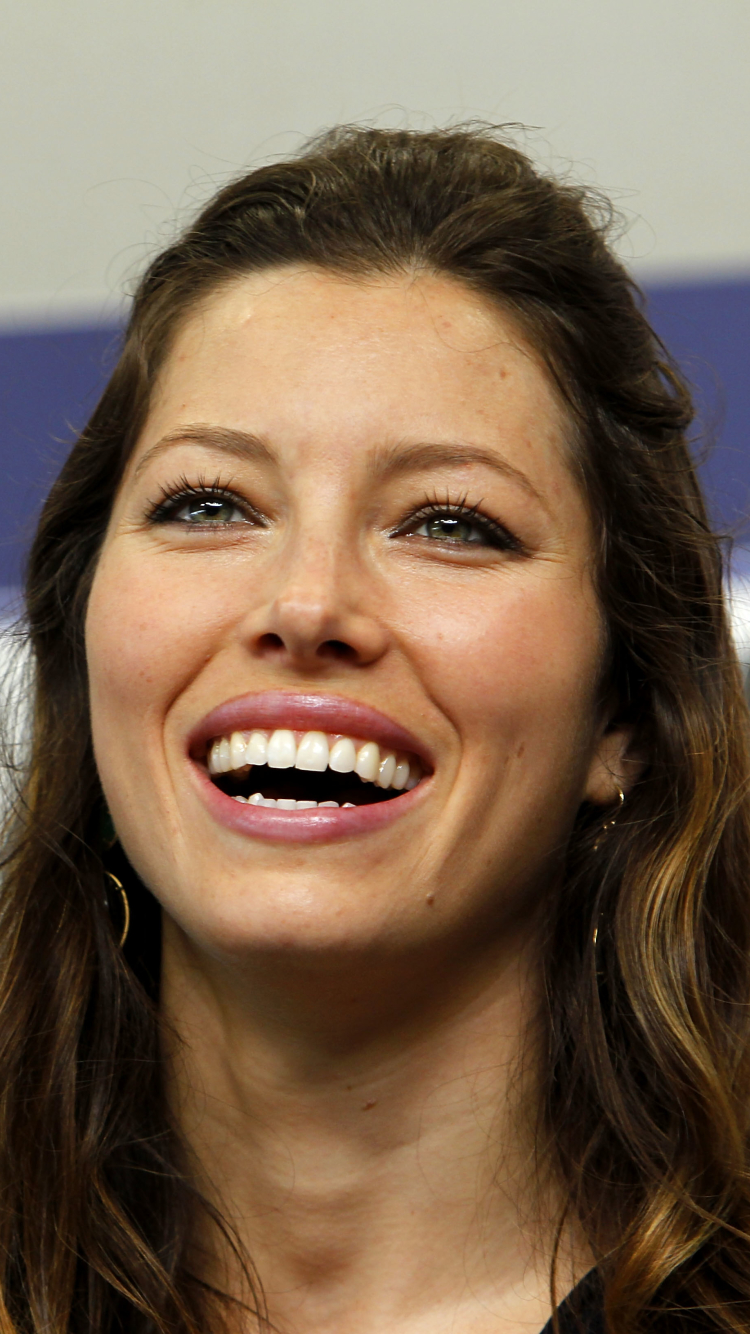 Download mobile wallpaper Celebrity, Jessica Biel for free.