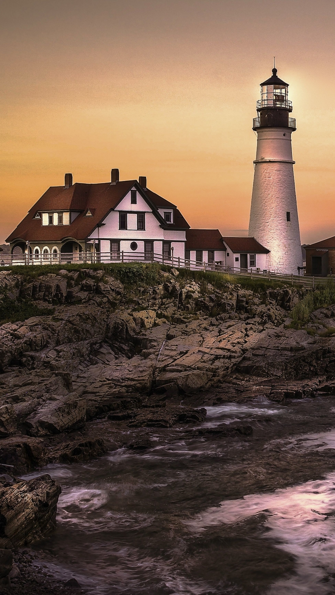Download mobile wallpaper Ocean, Lighthouse, Man Made, Seascape for free.