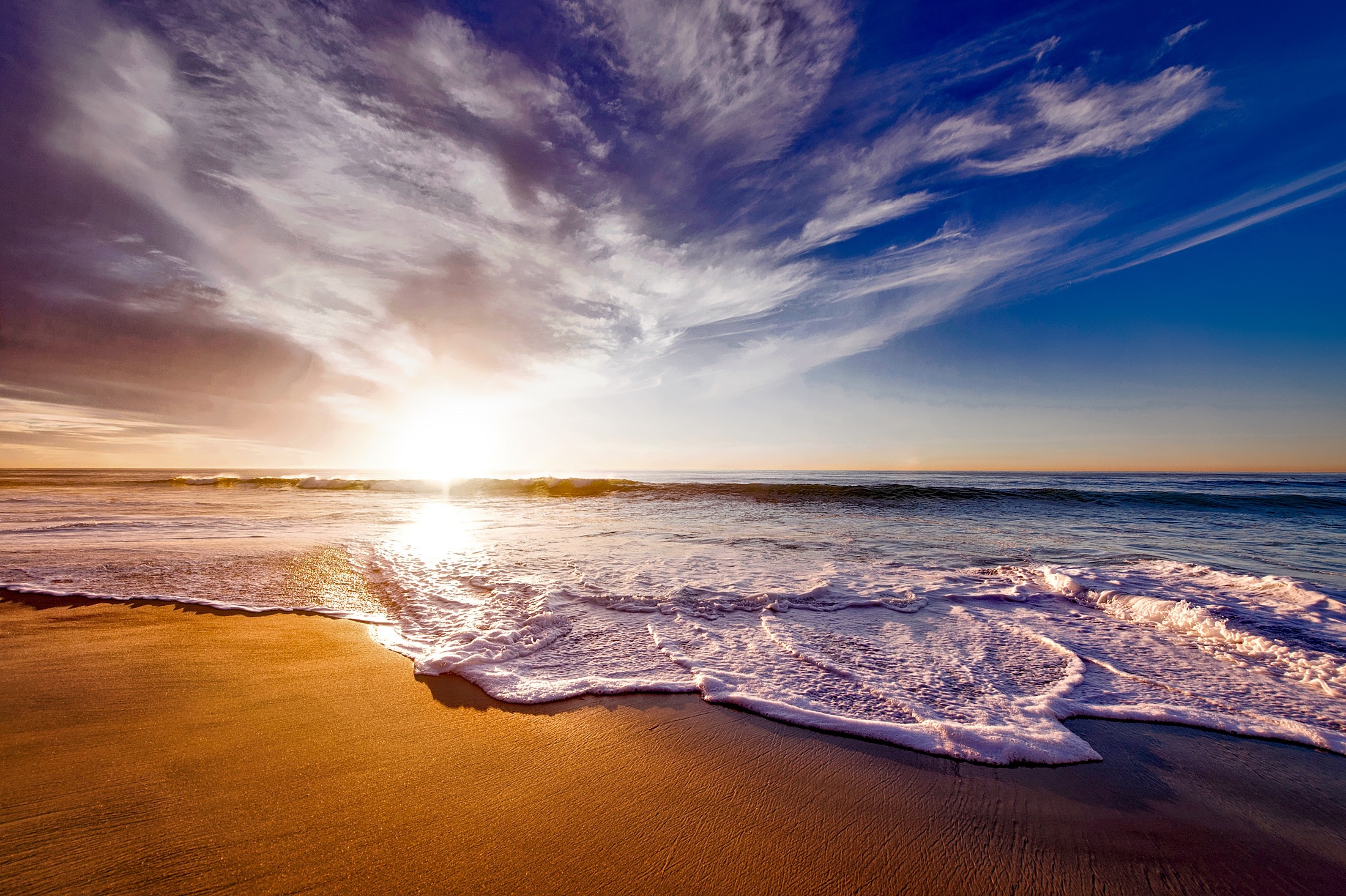 Download mobile wallpaper Nature, Sky, Beach, Sand, Horizon, Ocean, Earth, Foam for free.