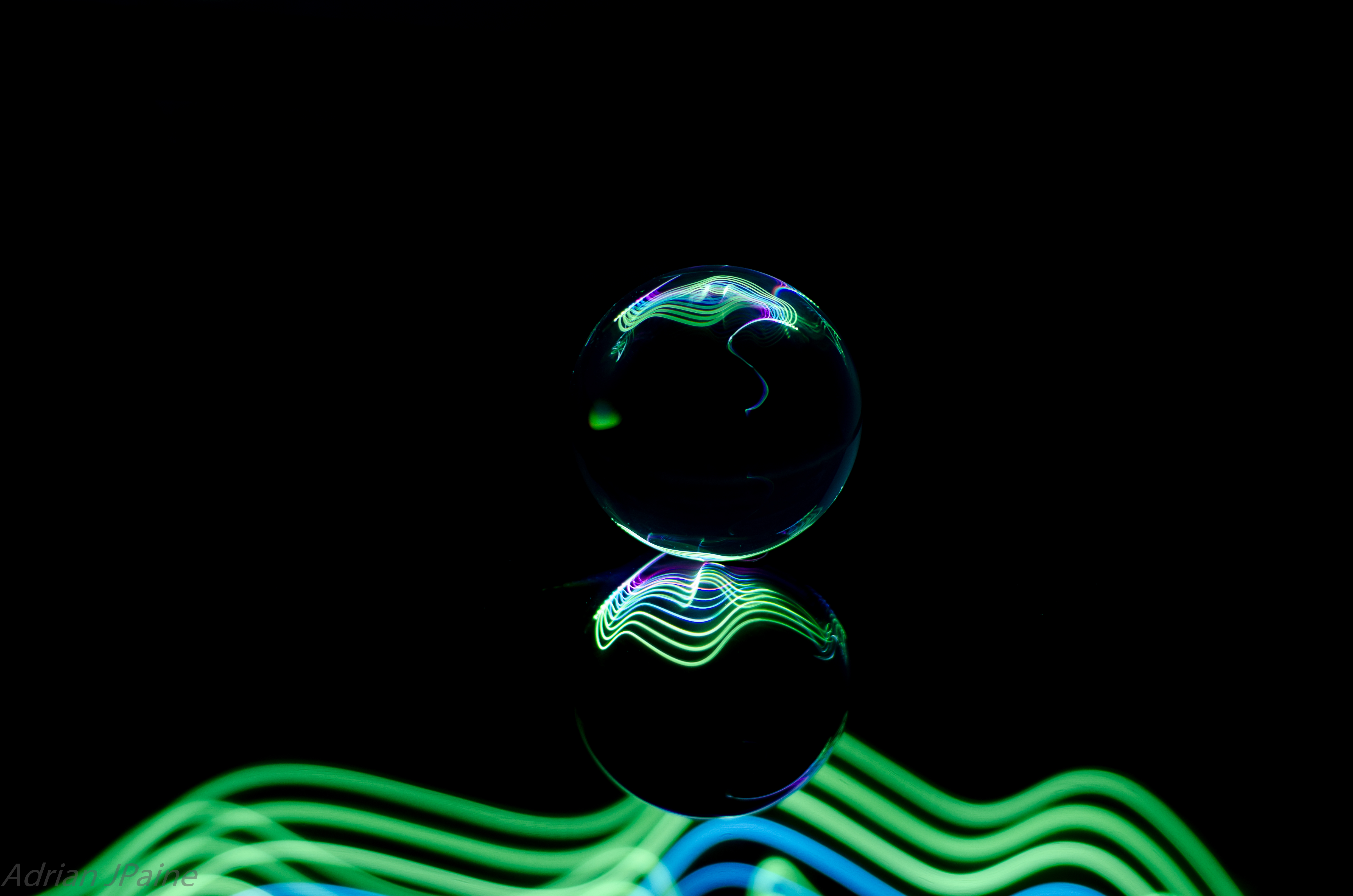 Free download wallpaper Wavy, Ball, Abstract, Neon on your PC desktop