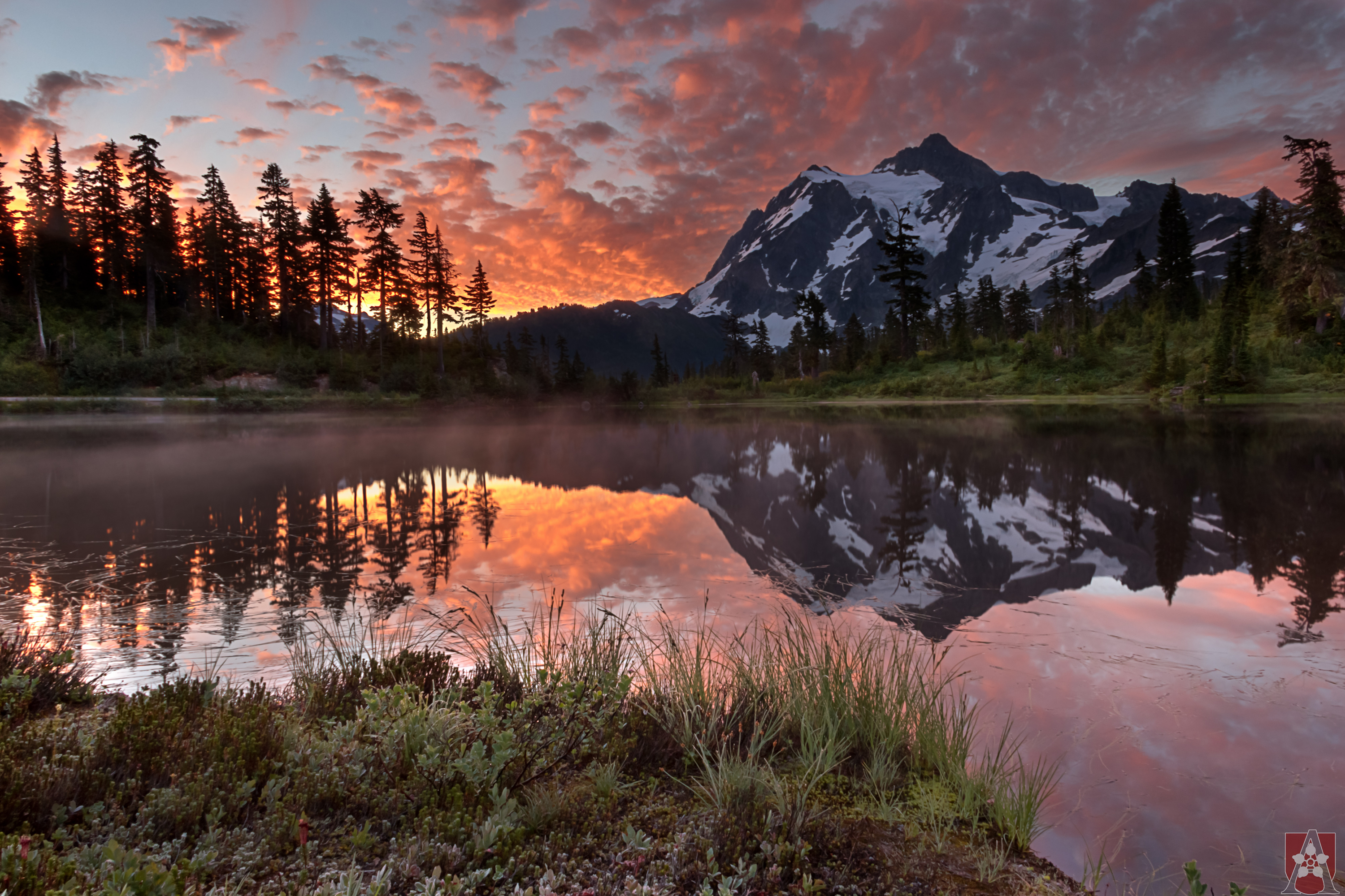 Free download wallpaper Landscape, Mountain, Lake, Canada, Forest, Earth on your PC desktop