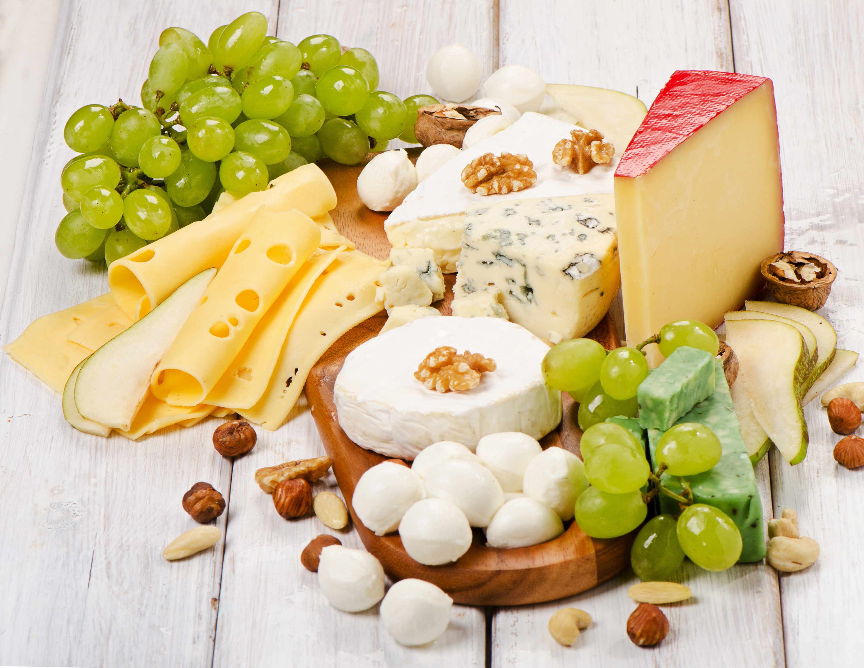 Download mobile wallpaper Food, Cheese, Grapes, Still Life for free.
