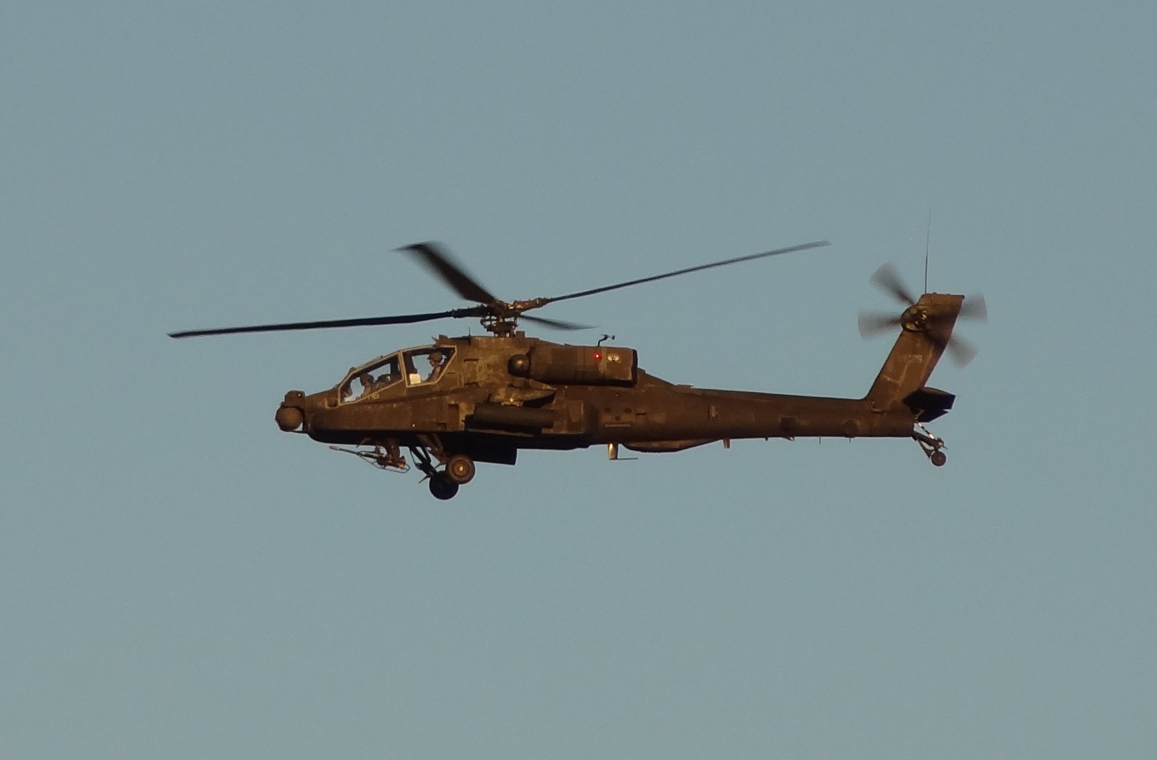 280894 descargar imagen helicópteros militares, militar, boeing ah 64 apache: fondos de pantalla y protectores de pantalla gratis