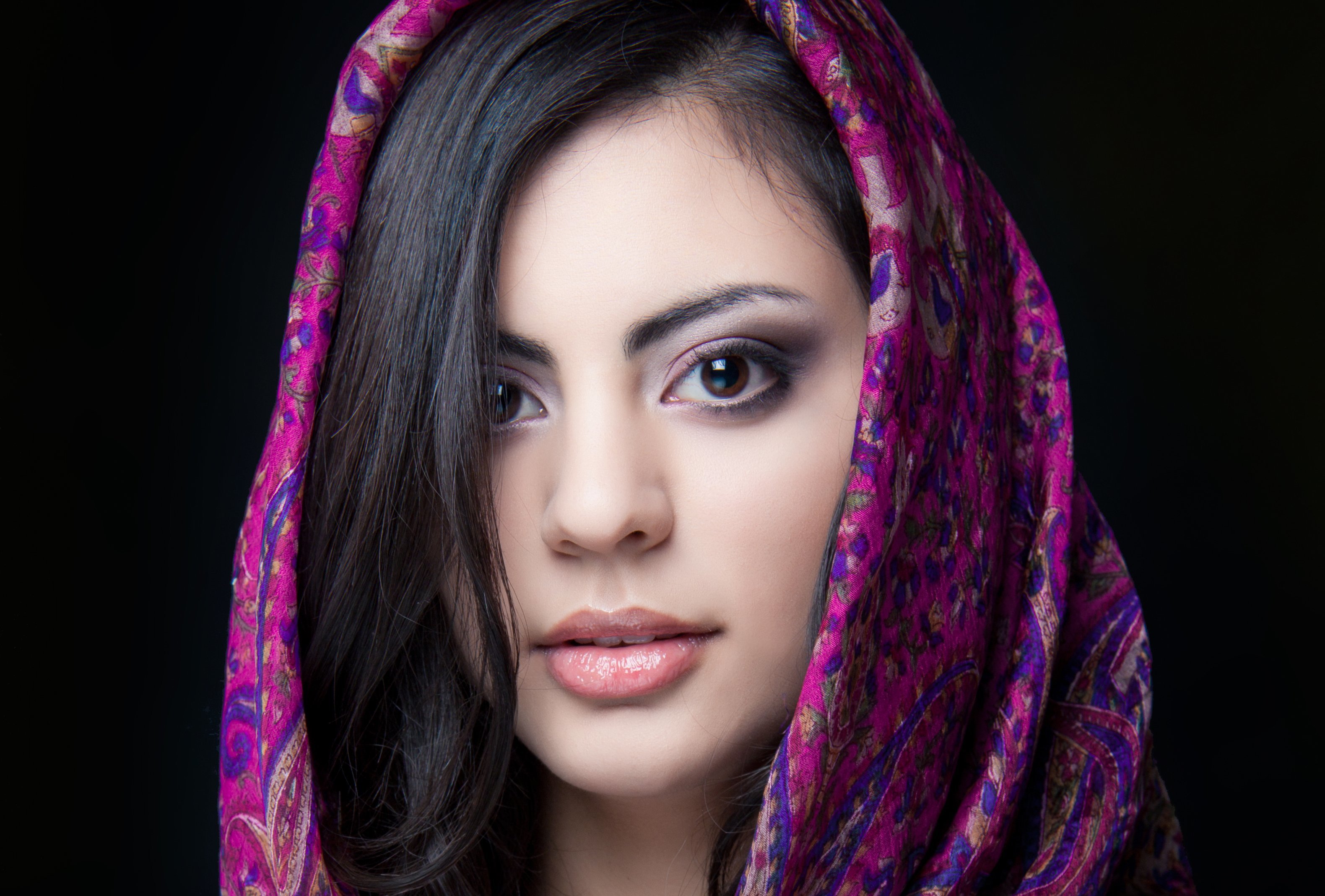 Download mobile wallpaper Face, Oriental, Women, Indian for free.
