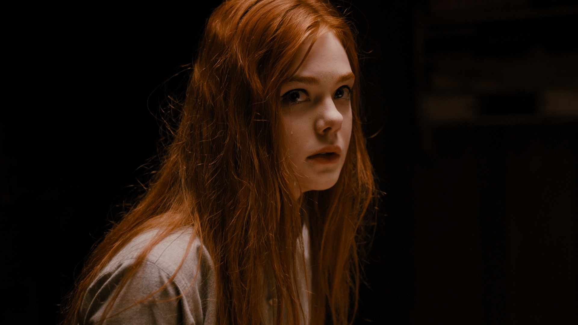 Descarga gratuita de fondo de pantalla para móvil de Celebridades, Elle Fanning.