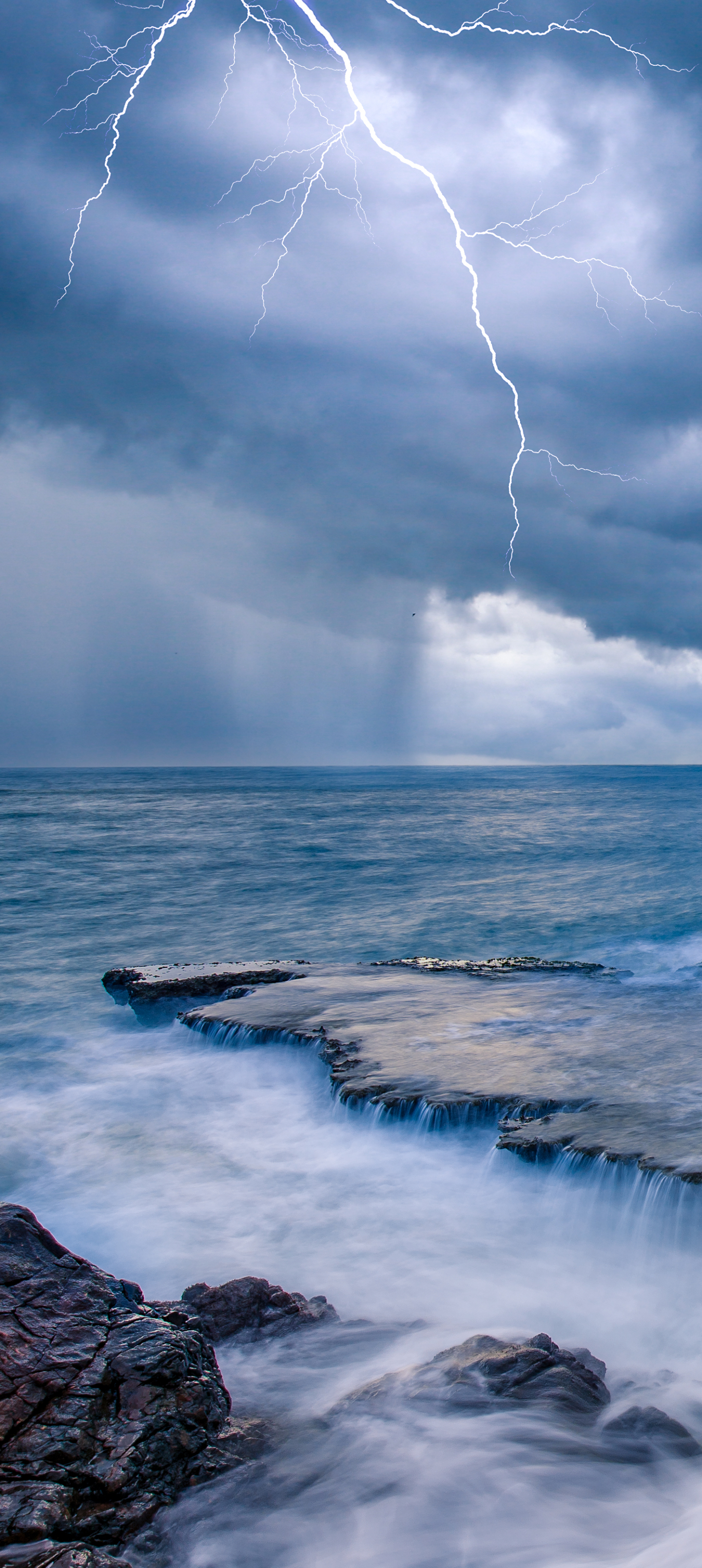 Download mobile wallpaper Lightning, Horizon, Ocean, Earth for free.