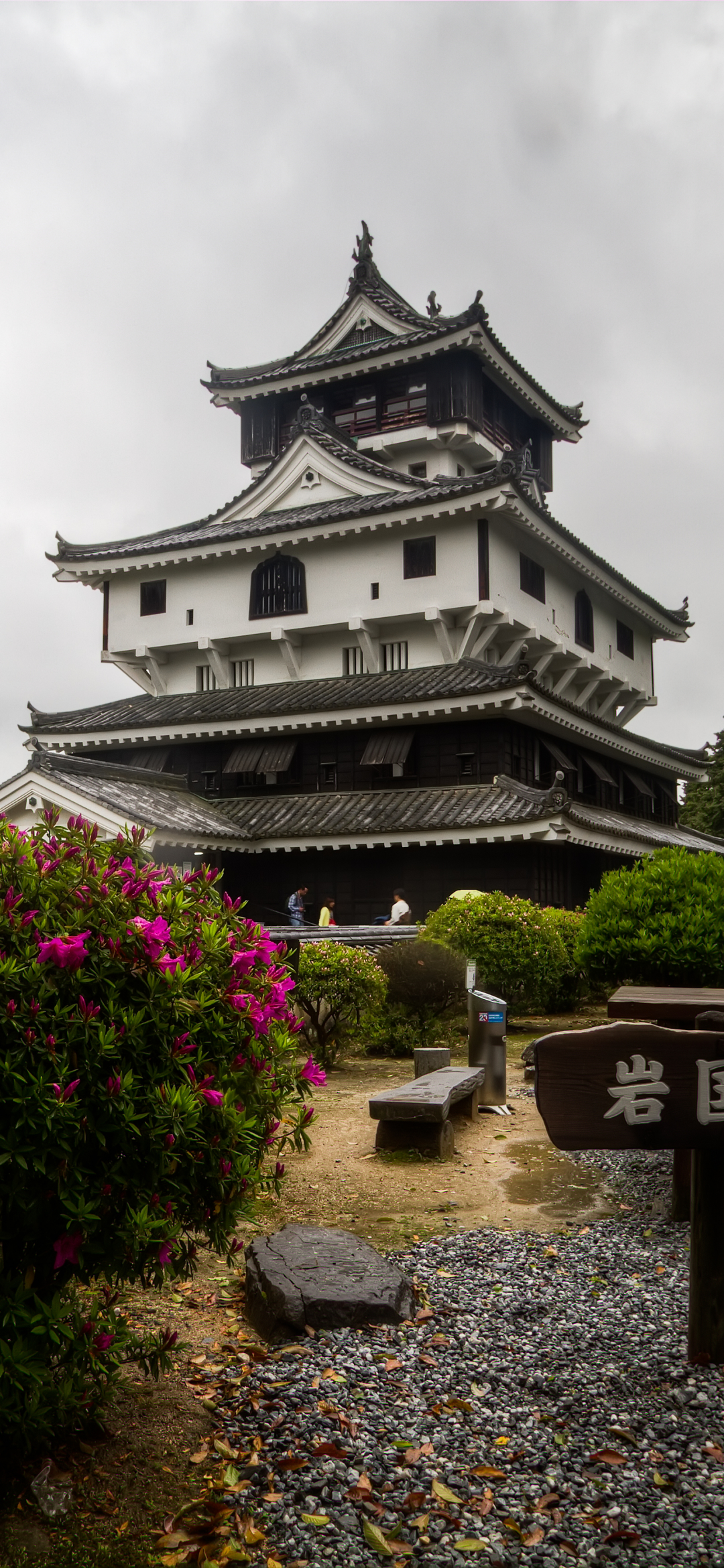 Download mobile wallpaper Architecture, Castles, Japan, Man Made, Castle, Hiroshima, Yamaguchi Prefecture, Iwakuni Castle for free.
