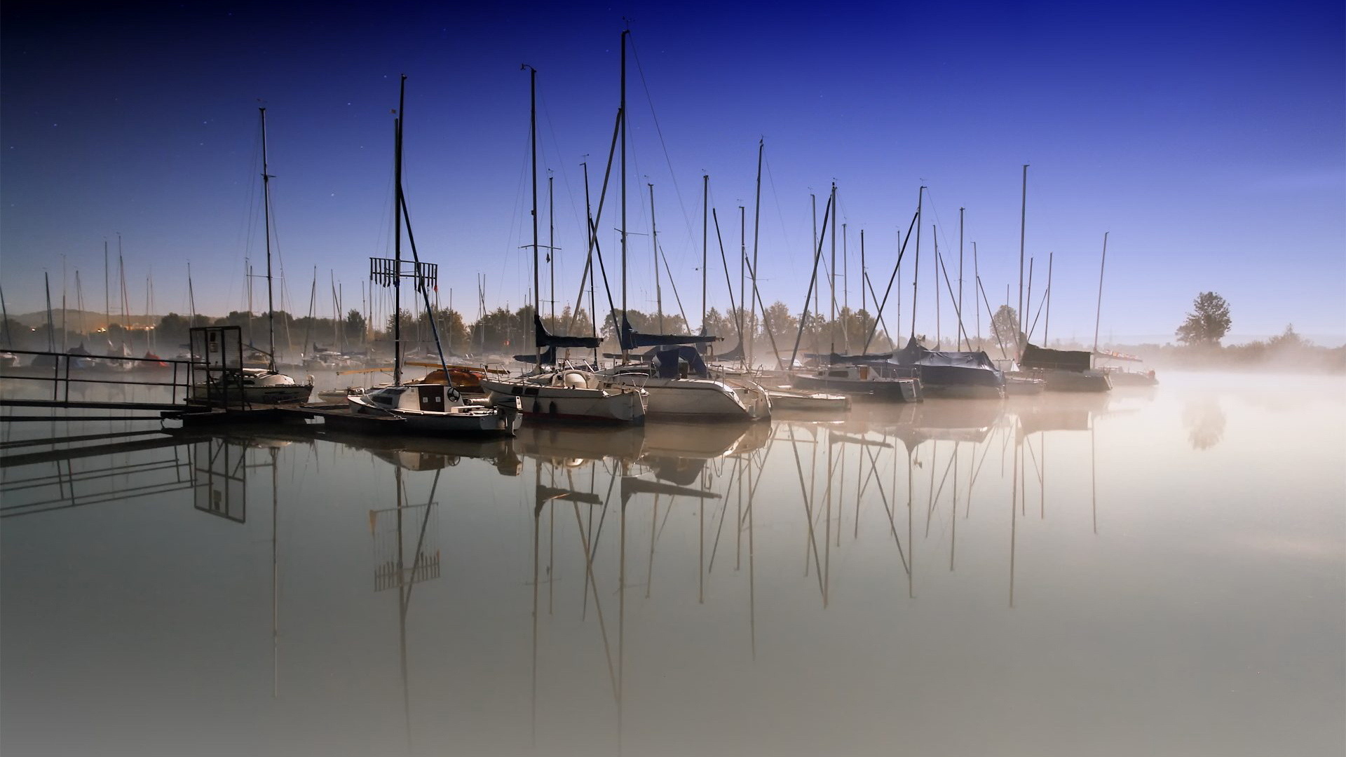 Laden Sie das Nebel, Boot, Hafen, Menschengemacht-Bild kostenlos auf Ihren PC-Desktop herunter