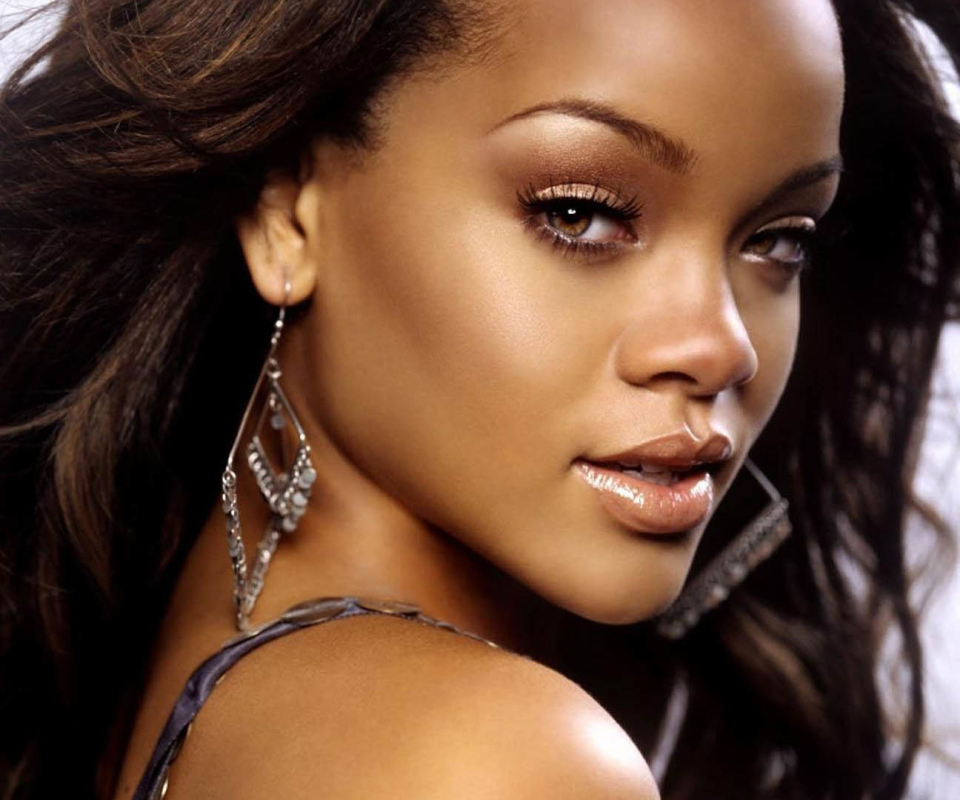 Baixe gratuitamente a imagem Música, Rihanna na área de trabalho do seu PC