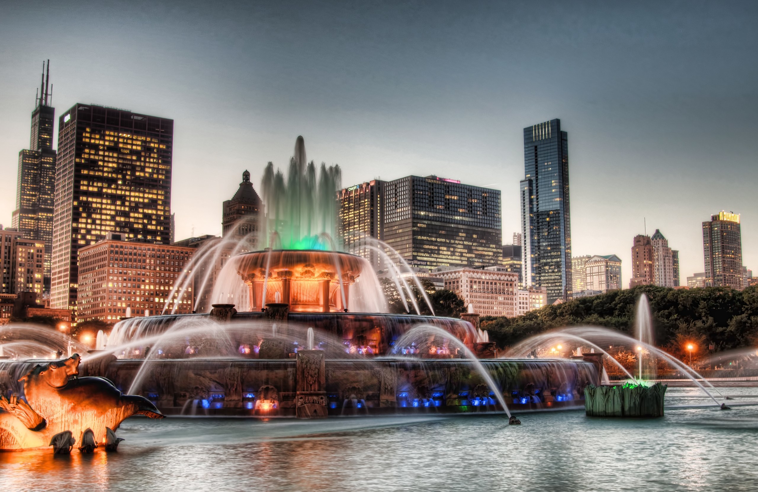 Free download wallpaper Water, Fountain, City, Building, Chicago, Man Made on your PC desktop