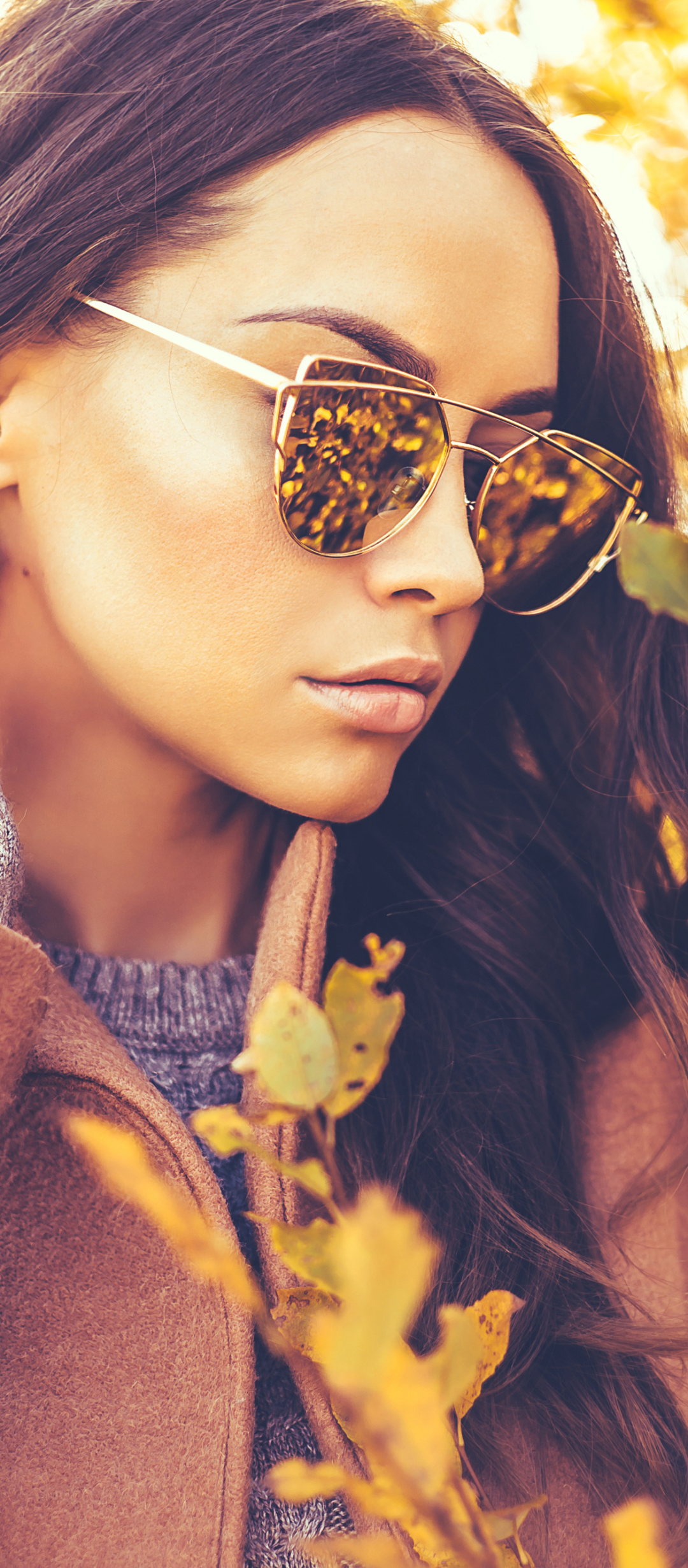 Download mobile wallpaper Mood, Brunette, Sunglasses, Model, Women for free.