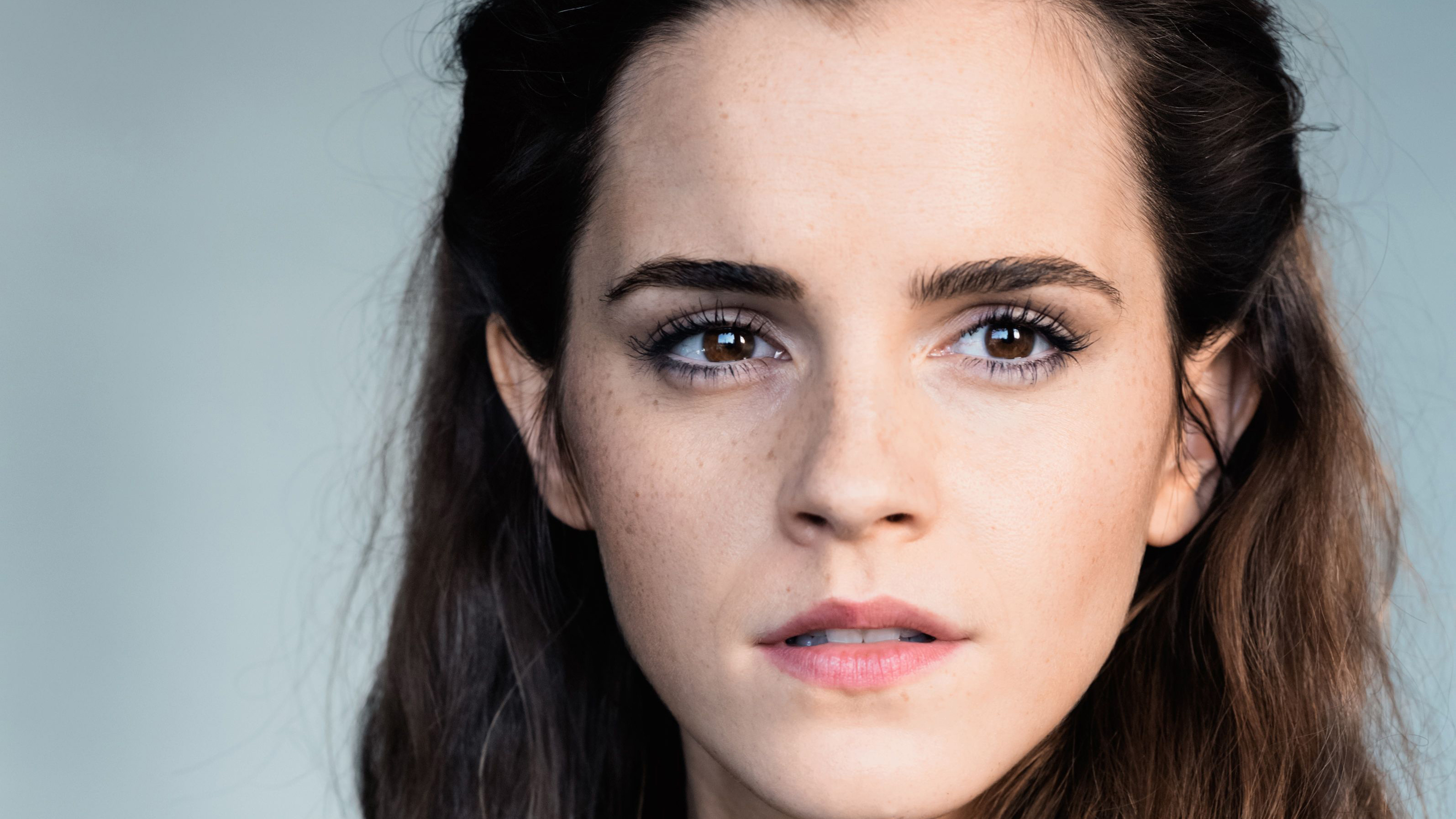 Téléchargez gratuitement l'image Emma Watson, Fermer, Anglais, Visage, Yeux Marrons, Célébrités, Actrice sur le bureau de votre PC