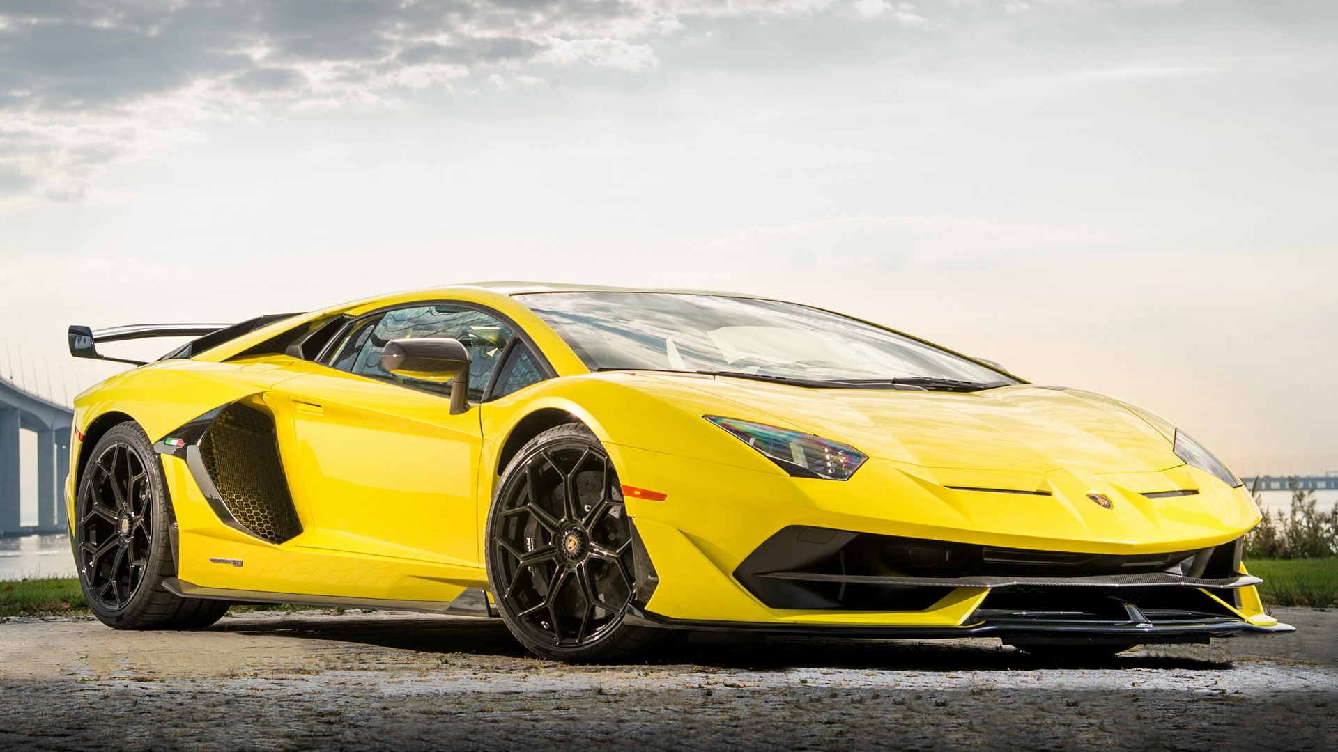 Download mobile wallpaper Lamborghini, Car, Supercar, Vehicles, Yellow Car, Lamborghini Aventador Svj for free.
