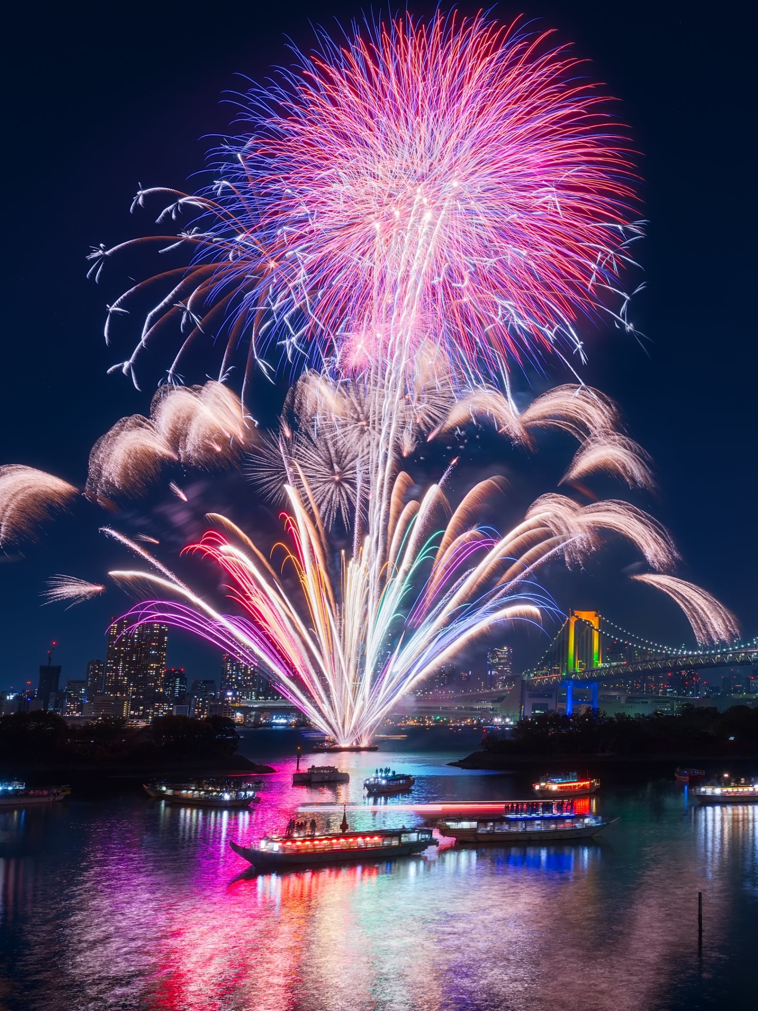 Handy-Wallpaper Feuerwerk, Fotografie, Nacht kostenlos herunterladen.