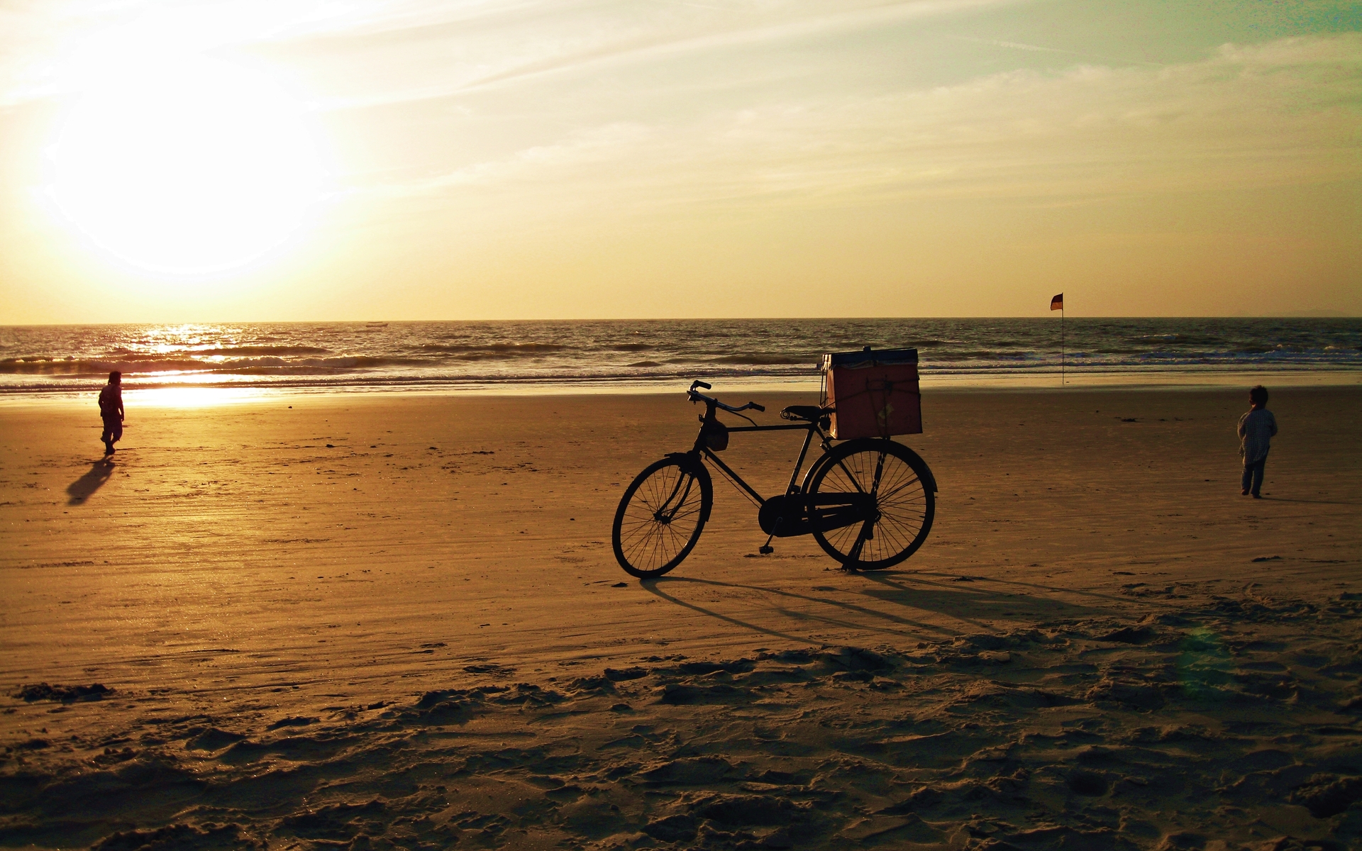 Download mobile wallpaper Landscape, People, Sky, Sea, Ocean, Bicycle, Photography for free.