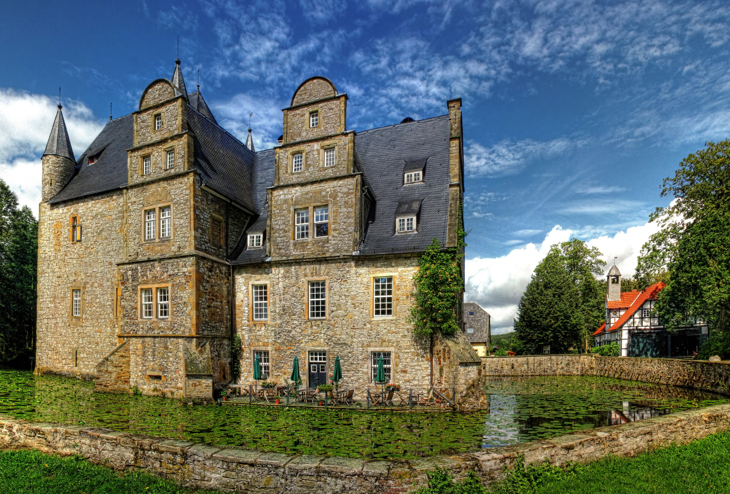 Descarga gratuita de fondo de pantalla para móvil de Hecho Por El Hombre, Castillo, Castillos.