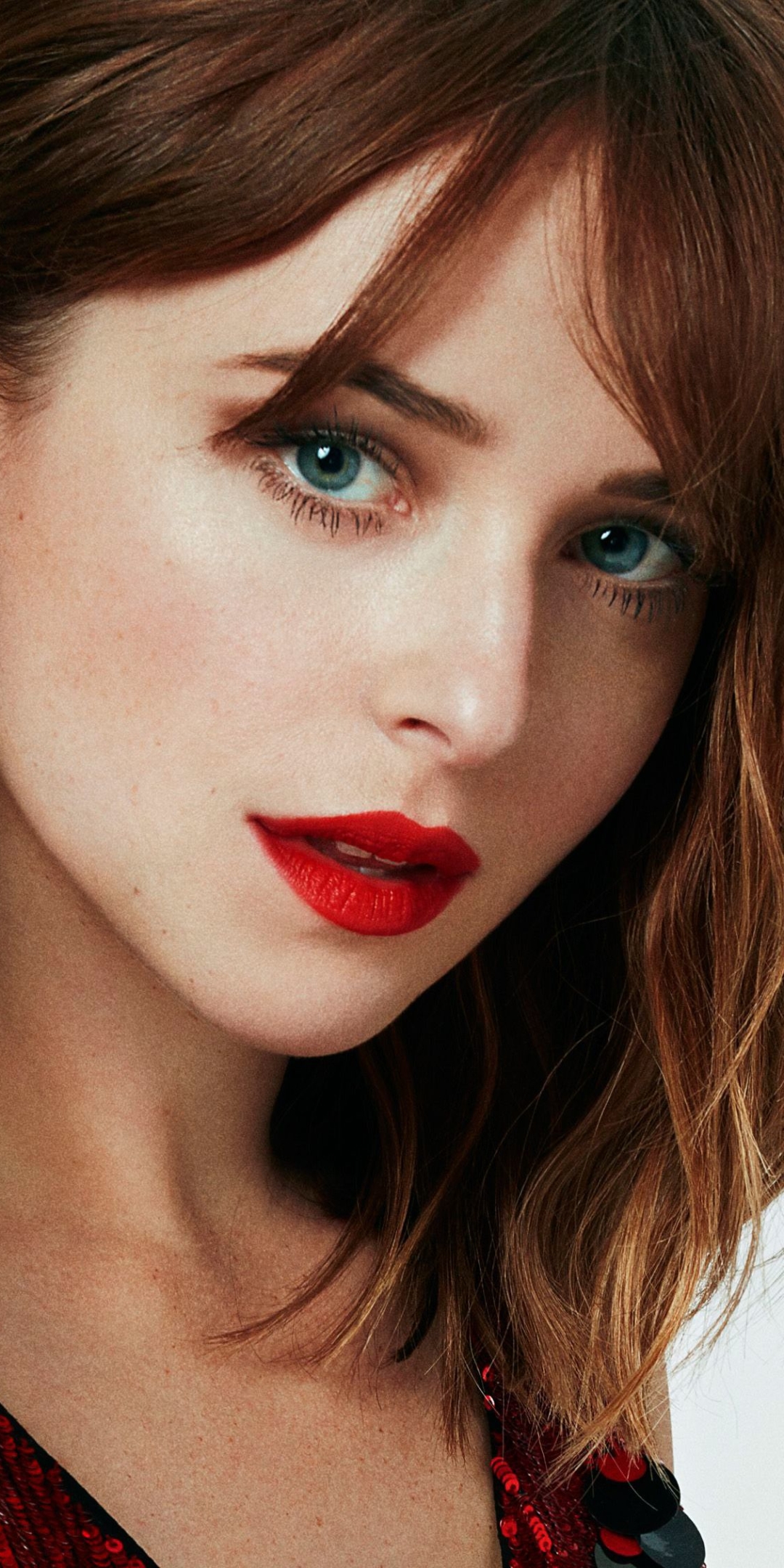 Download mobile wallpaper Face, Brunette, Blue Eyes, Celebrity, Actress, Lipstick, Dakota Johnson for free.