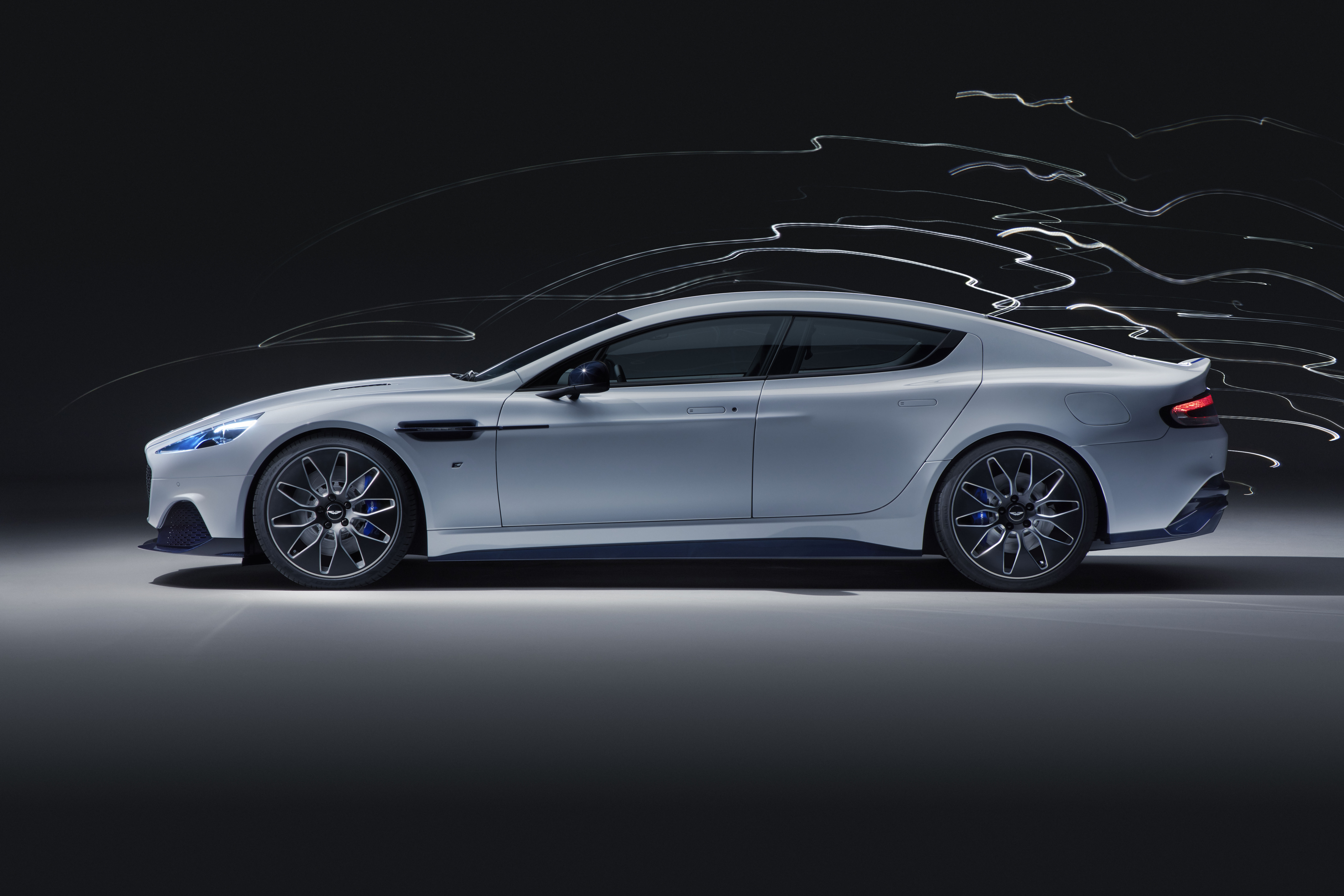 Laden Sie Aston Martin Rapidee HD-Desktop-Hintergründe herunter