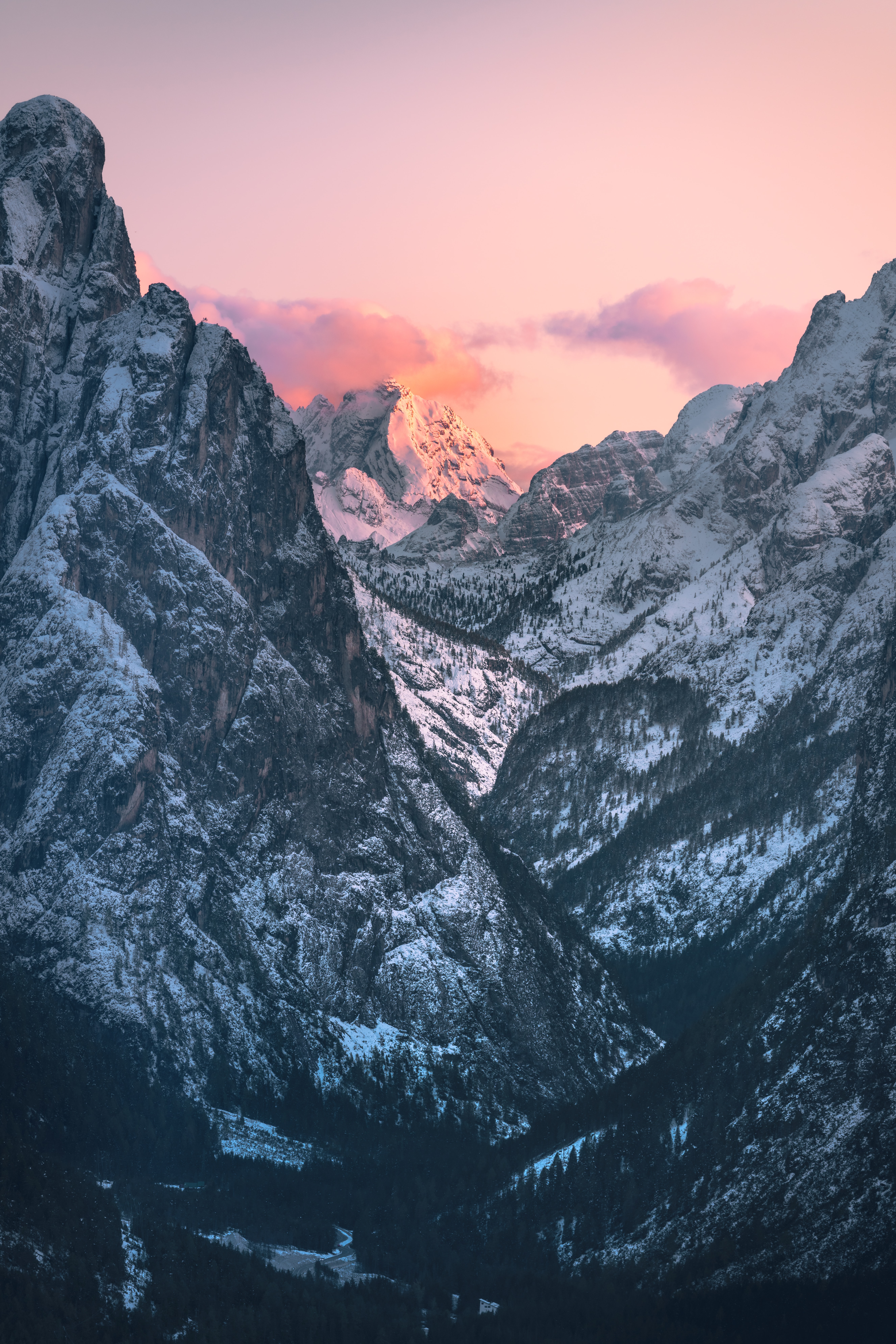 PCデスクトップに山脈, 冬, 自然, 雪, 夕暮れ, 薄明画像を無料でダウンロード