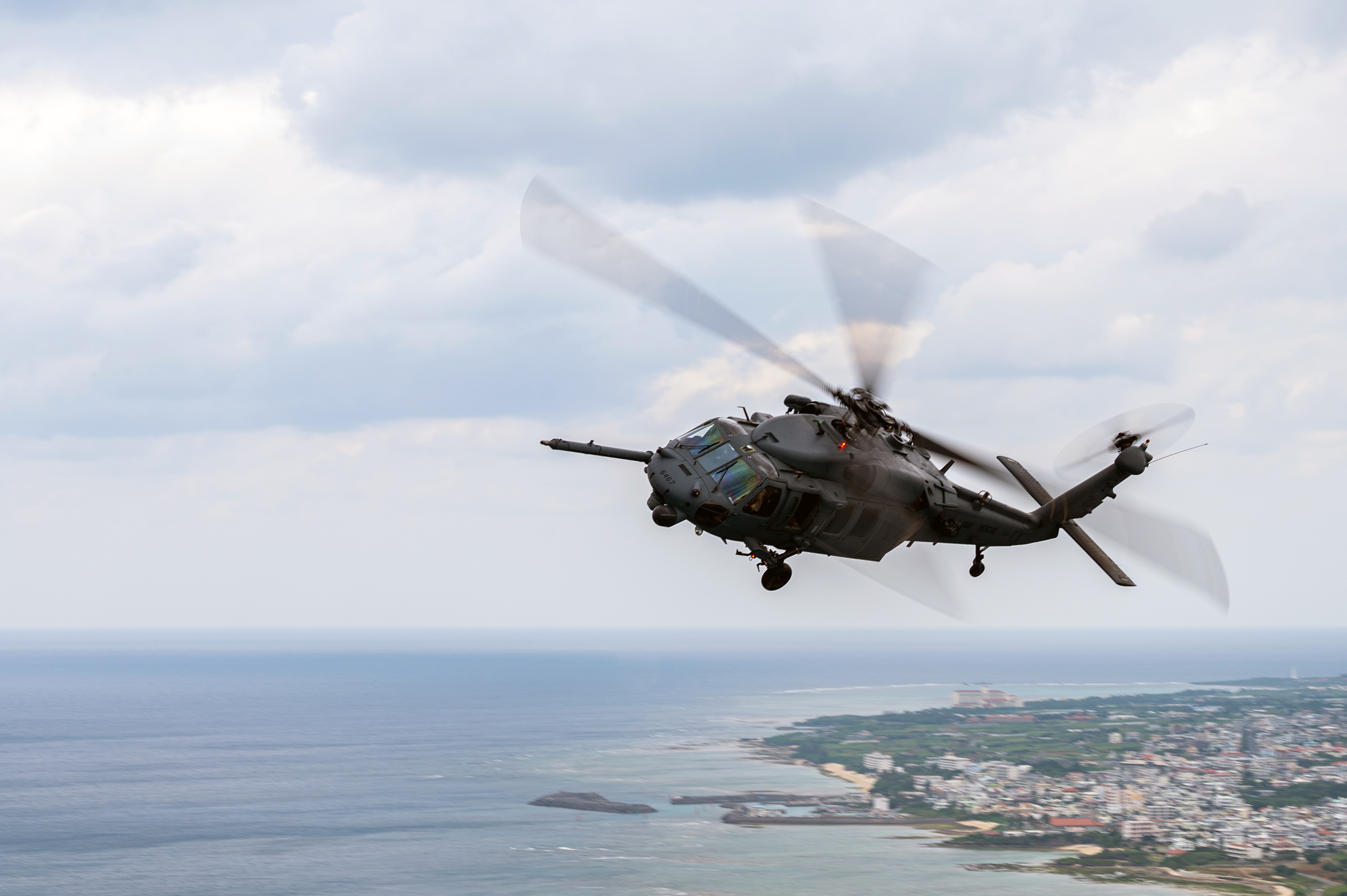 Baixe gratuitamente a imagem Militar, Sikorsky Hh 60 Pave Hawk, Helicóptero De Ataque na área de trabalho do seu PC