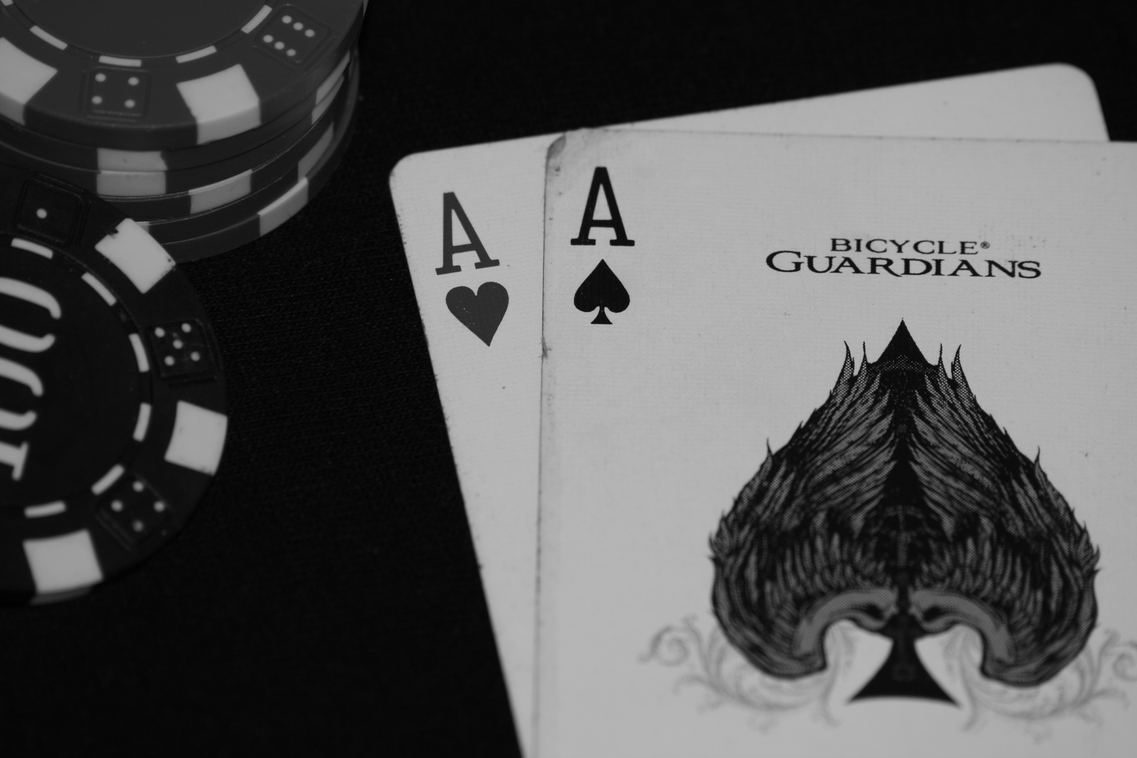 Download mobile wallpaper Game, Black & White, Poker for free.