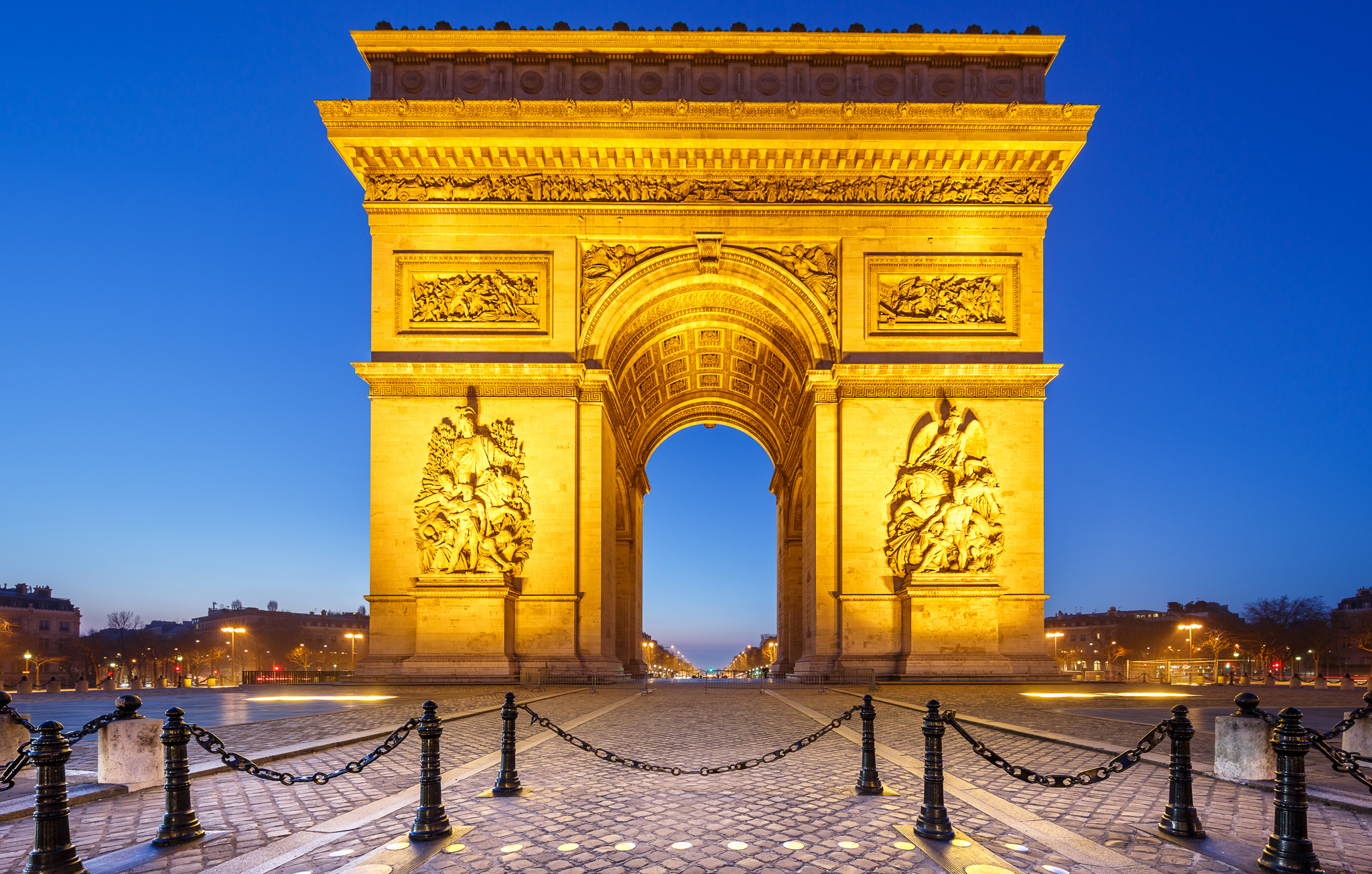 Free download wallpaper Night, Paris, Monuments, France, Monument, Arc De Triomphe, Man Made on your PC desktop