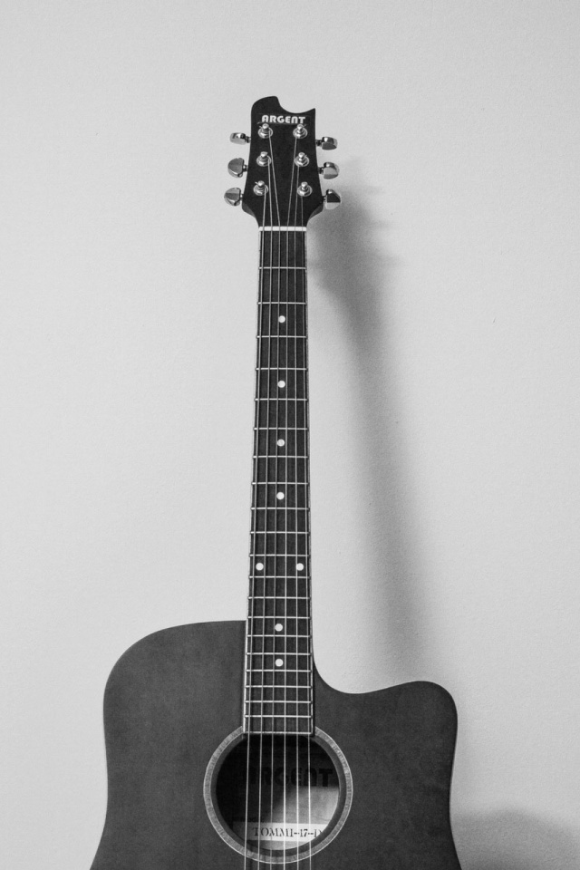 Download mobile wallpaper Music, Guitar, Black & White for free.