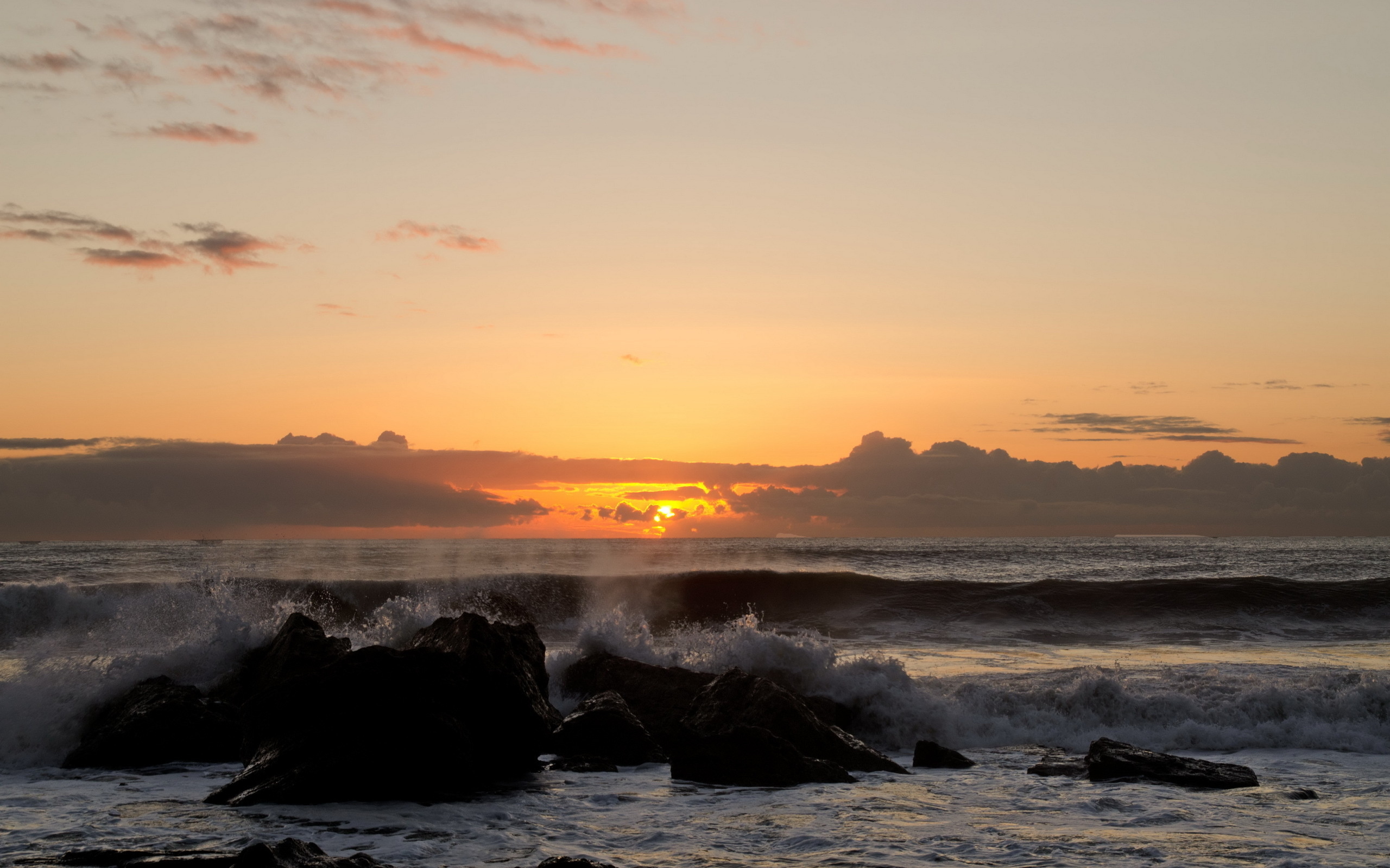 PCデスクトップに日没, 波, ビーチ, 海洋, 地球画像を無料でダウンロード