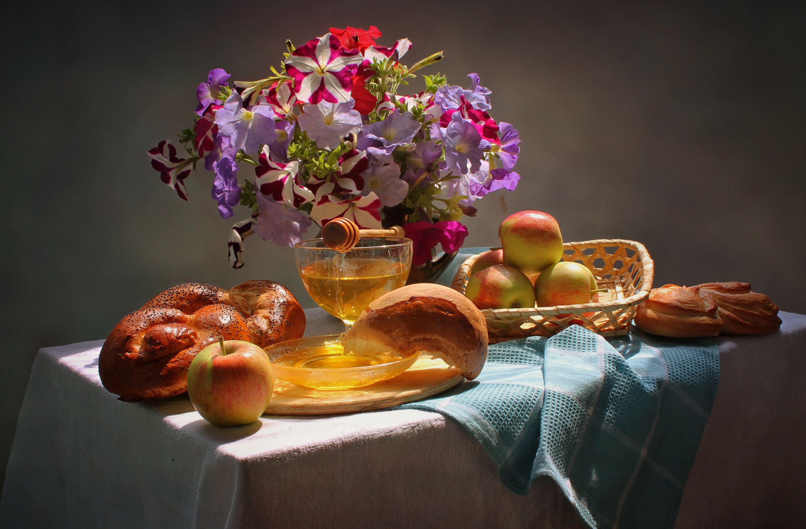 Download mobile wallpaper Food, Apple, Still Life, Flower, Fruit, Honey, Viennoiserie for free.