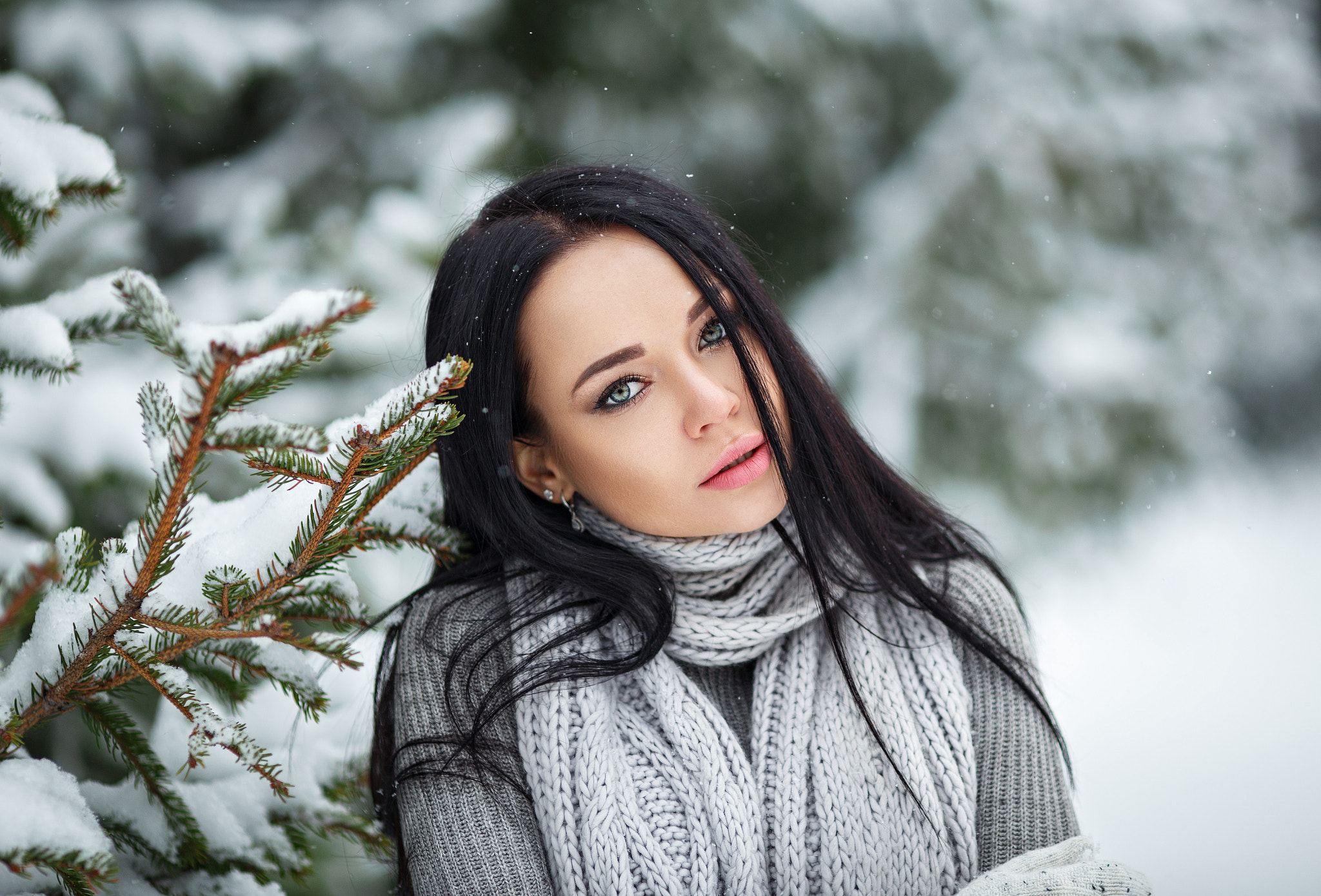 women, angelina petrova, black hair, green eyes, model, snow