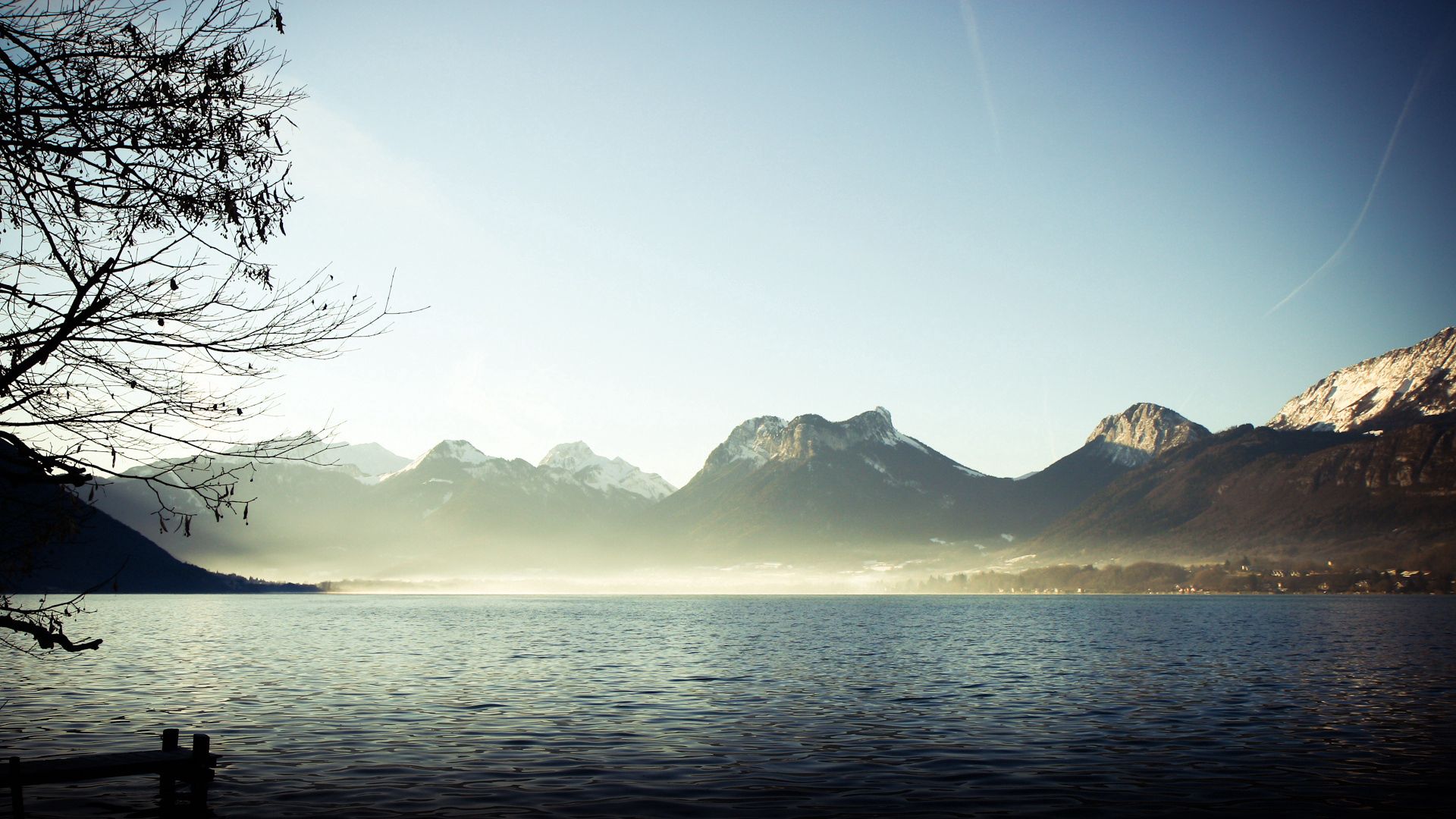 Free download wallpaper Lake, Branches, Branch, Nature, Mountains, Fog, Silence on your PC desktop
