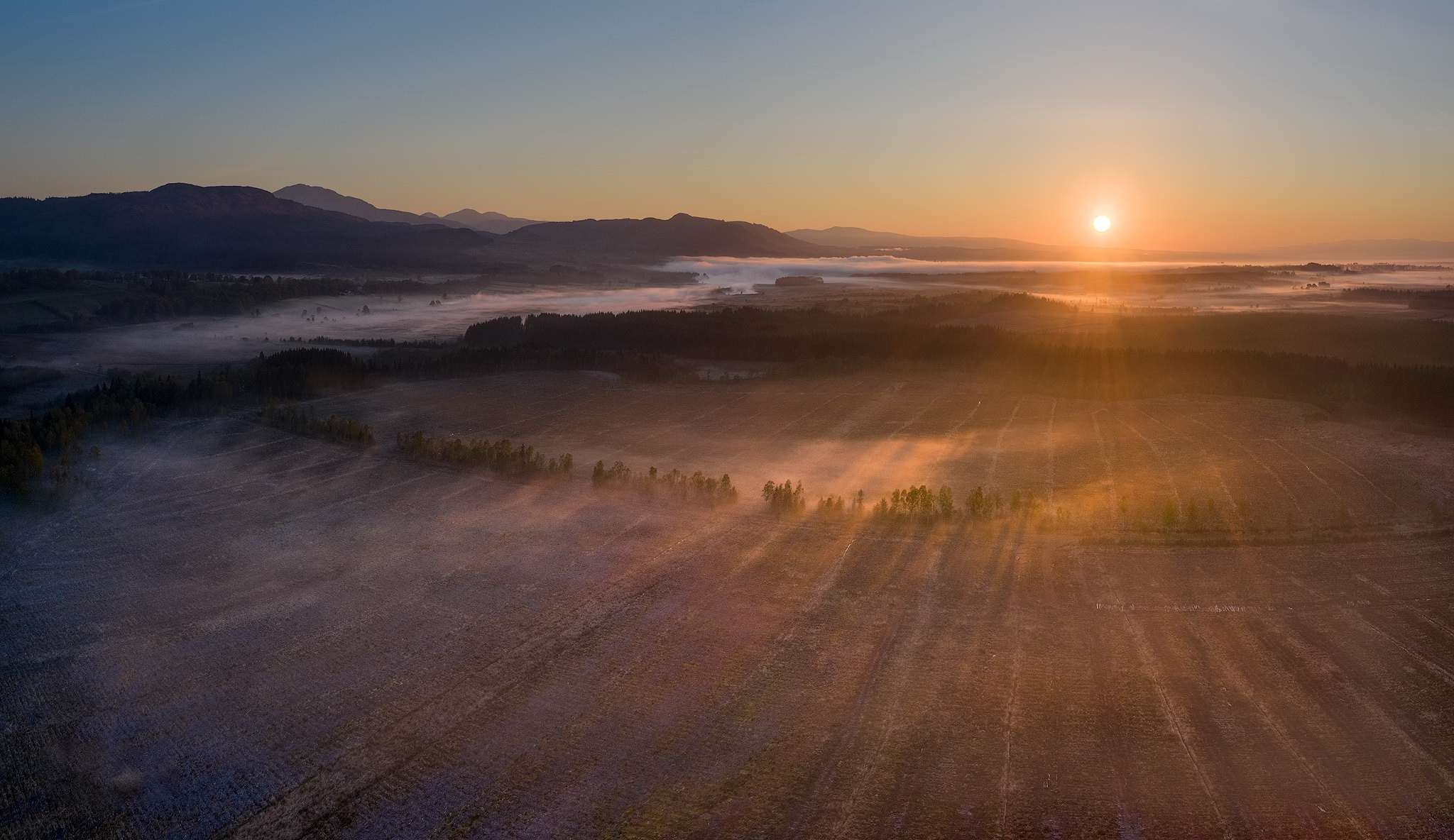 Handy-Wallpaper Landschaft, Sonnenaufgang, Erde/natur kostenlos herunterladen.