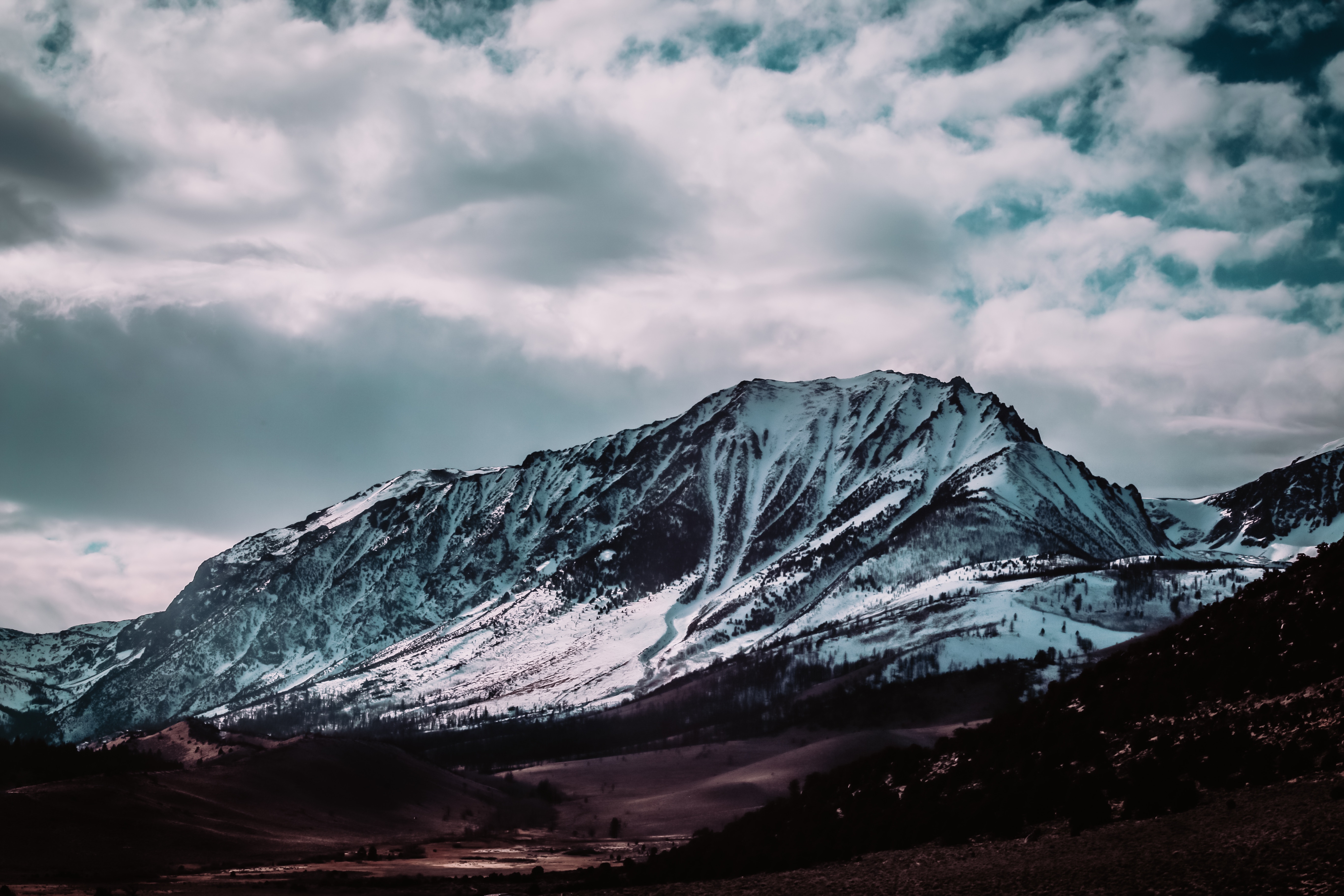87379 descargar fondo de pantalla naturaleza, montañas, vértice, tops, cubierto de nieve, nevado: protectores de pantalla e imágenes gratis