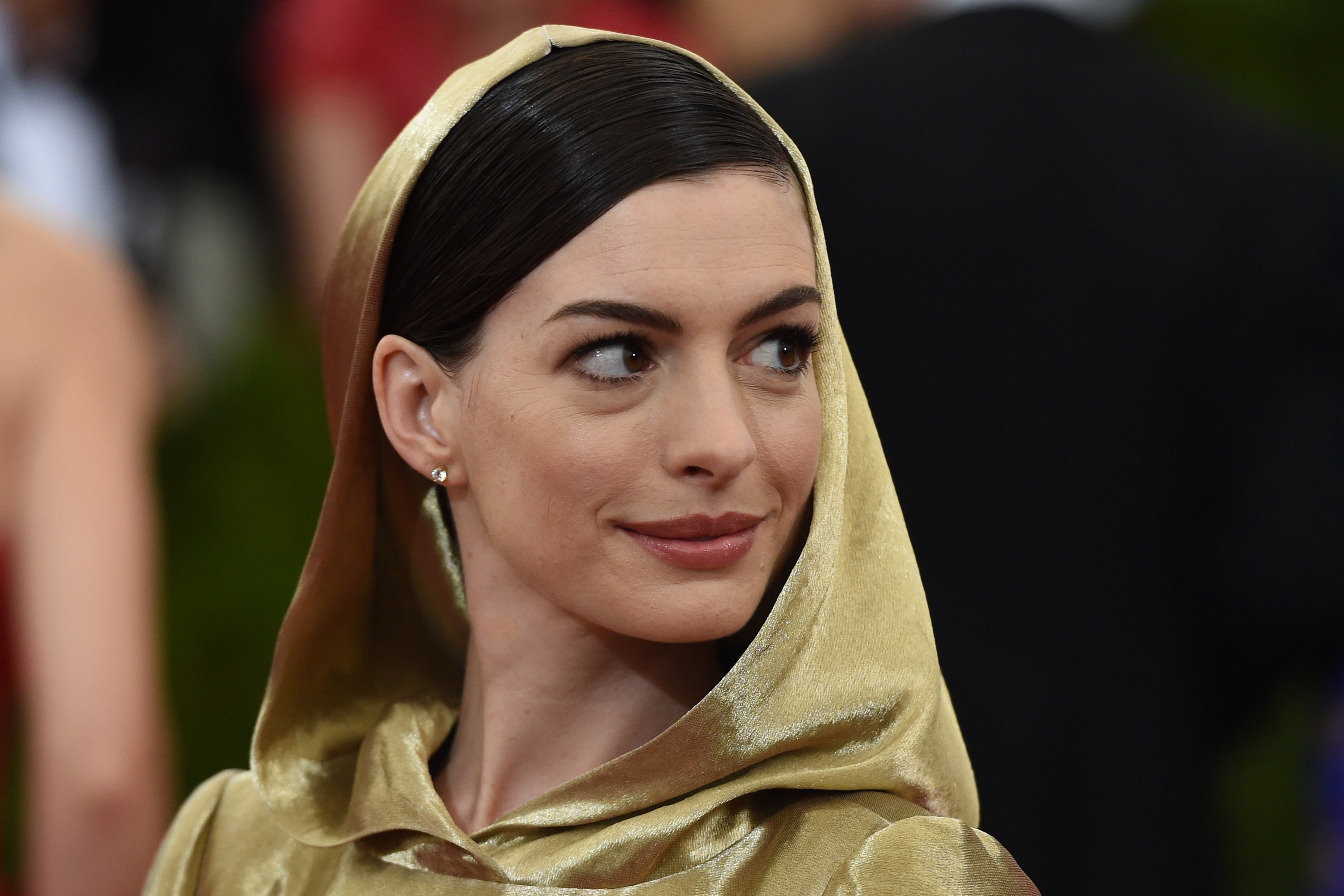 Descarga gratuita de fondo de pantalla para móvil de Anne Hathaway, Celebridades.