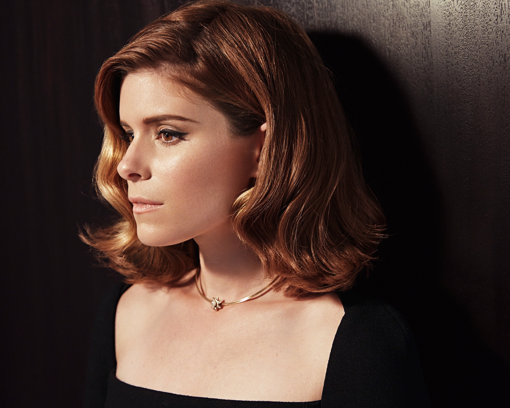 Download mobile wallpaper Redhead, Face, American, Celebrity, Brown Eyes, Actress, Kate Mara for free.