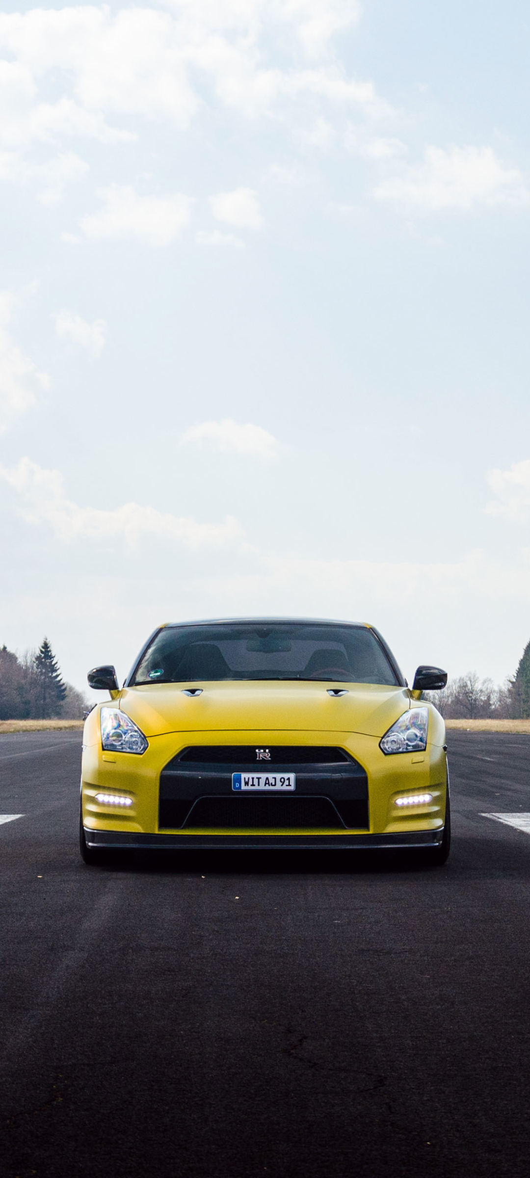 Download mobile wallpaper Nissan, Car, Nissan Gt R, Vehicles, Yellow Car for free.
