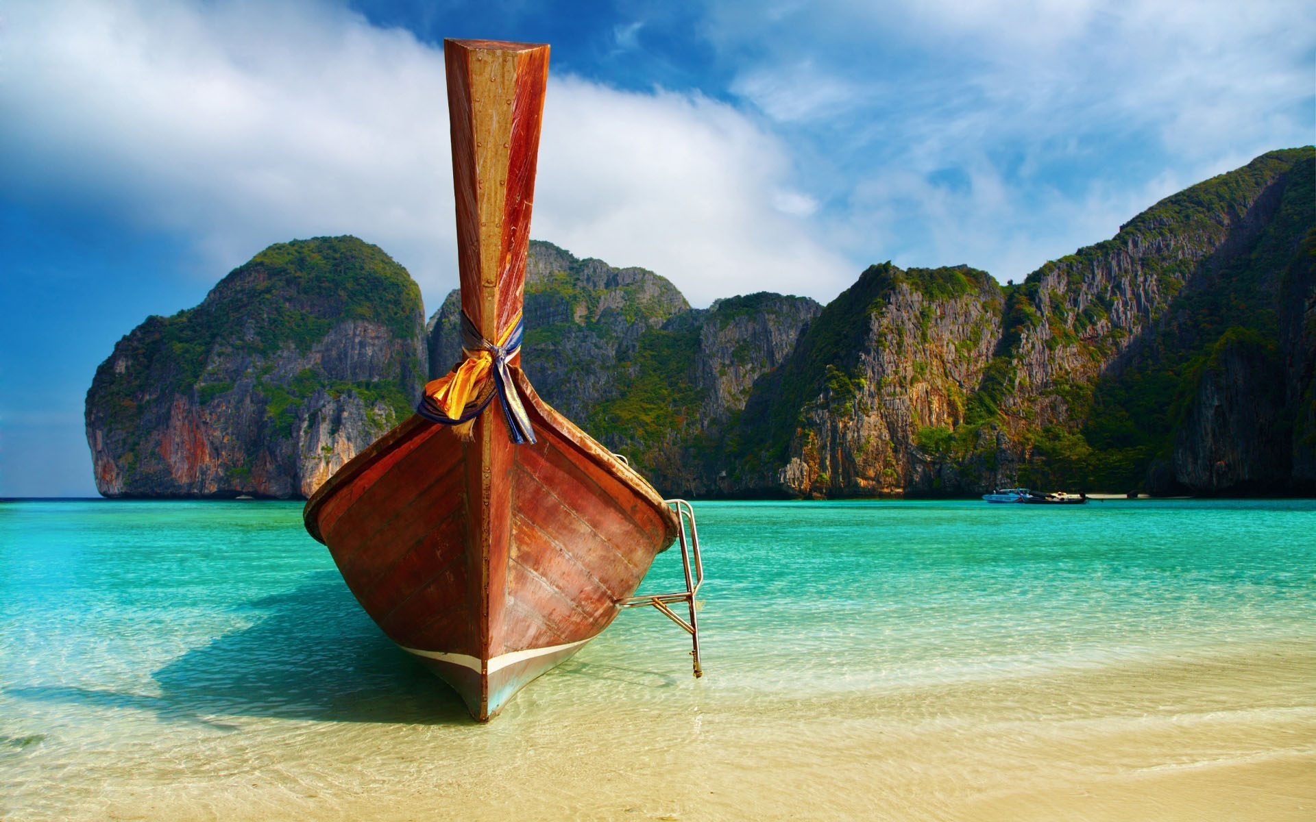 561579 скачать картинку таиланд, земля, транспортные средства, лодка, пляж, каноэ, береговая линия, природа, океан - обои и заставки бесплатно