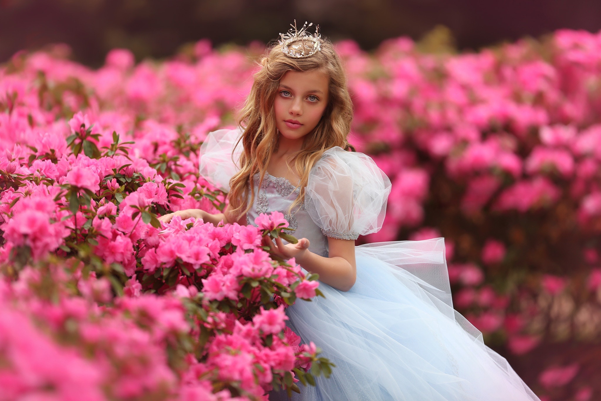 Download mobile wallpaper Flower, Crown, Child, Blonde, Dress, Photography, Long Hair, Pink Flower, Depth Of Field for free.