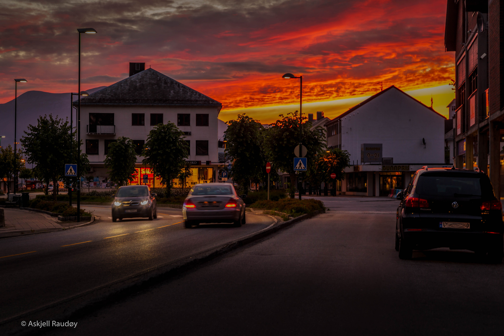 Laden Sie das Straße, Norwegen, Stadt Dorf, Sonnenuntergang, Menschengemacht, Volda-Bild kostenlos auf Ihren PC-Desktop herunter