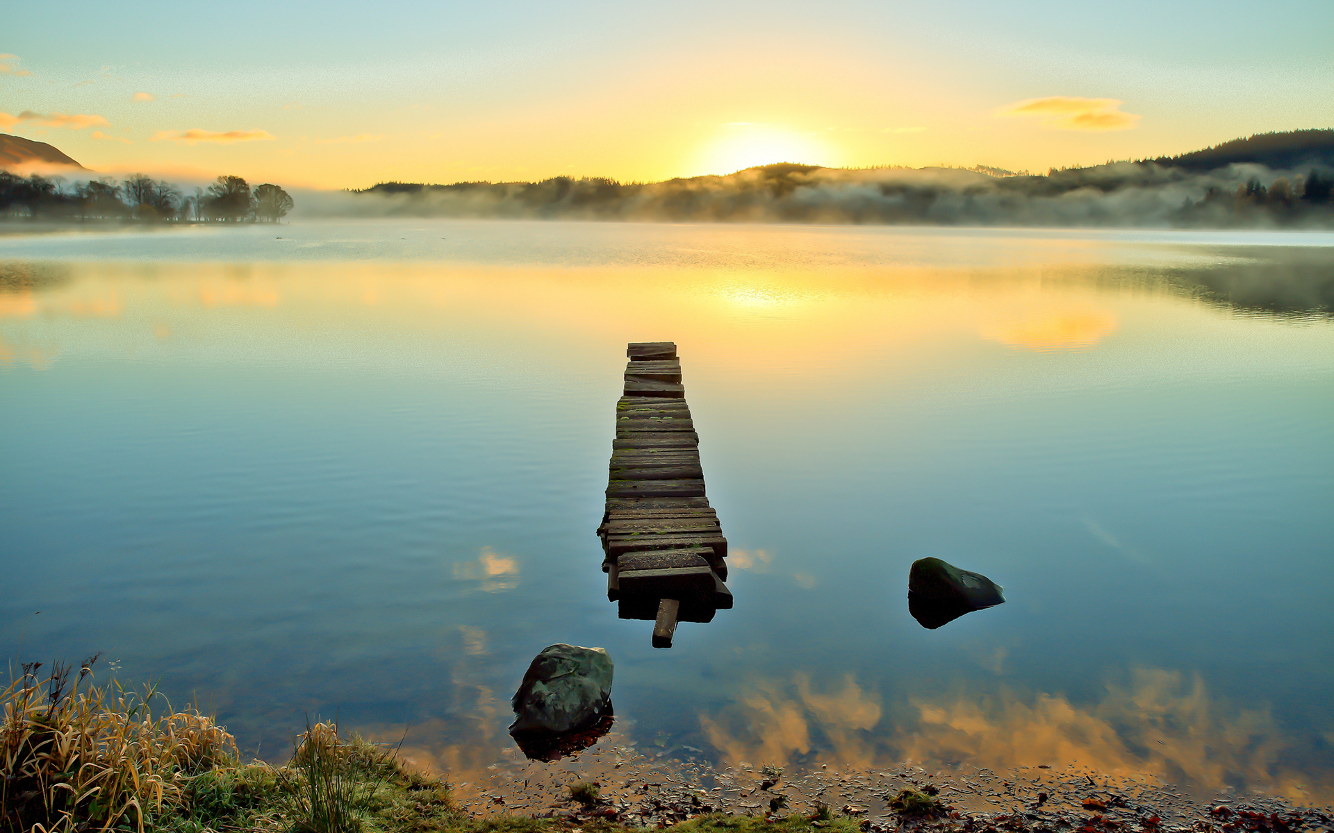 Download mobile wallpaper Sunrise, Sun, Scenic, Lakes, Water, Lake, Fog, Nature, Earth, Reflection, Landscape for free.