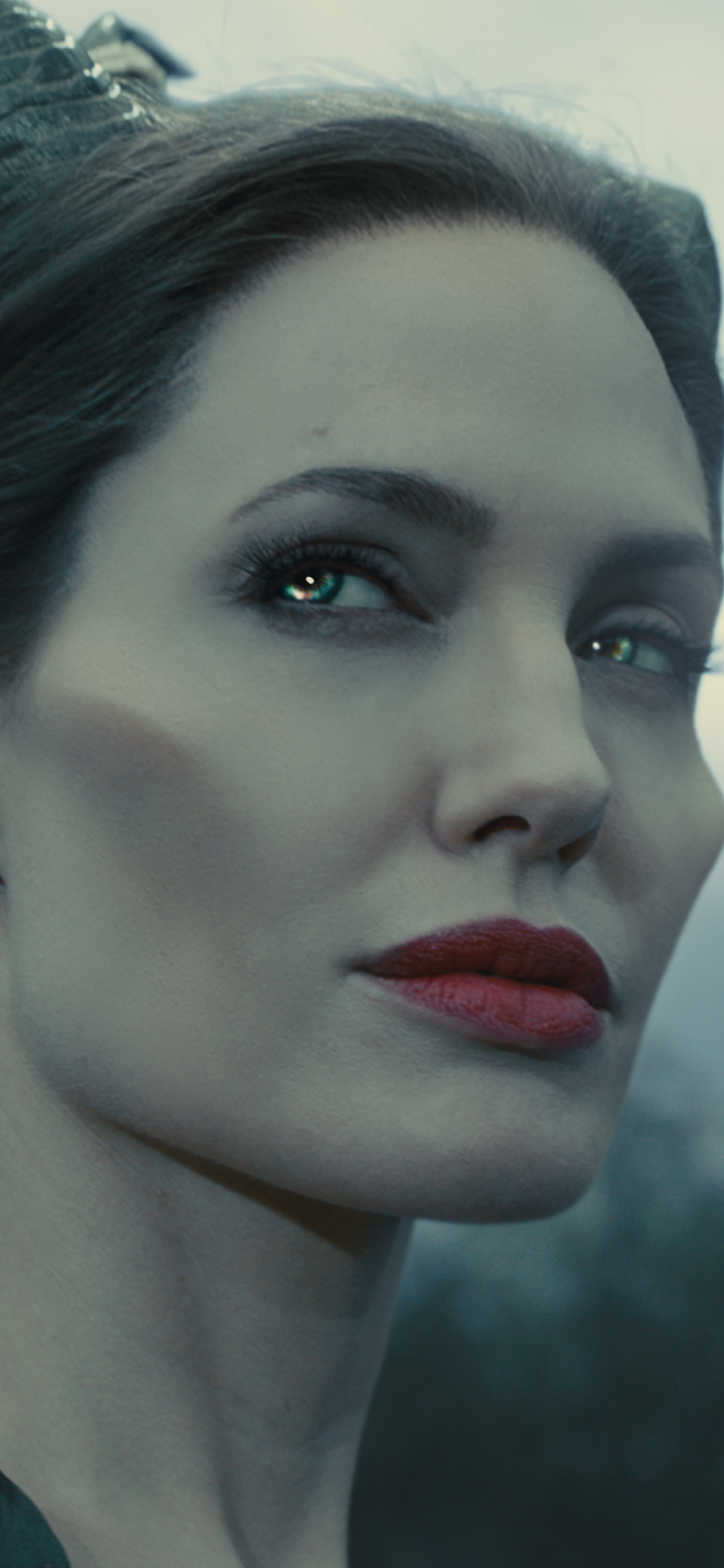 Descarga gratuita de fondo de pantalla para móvil de Angelina Jolie, Películas, Maléfica.