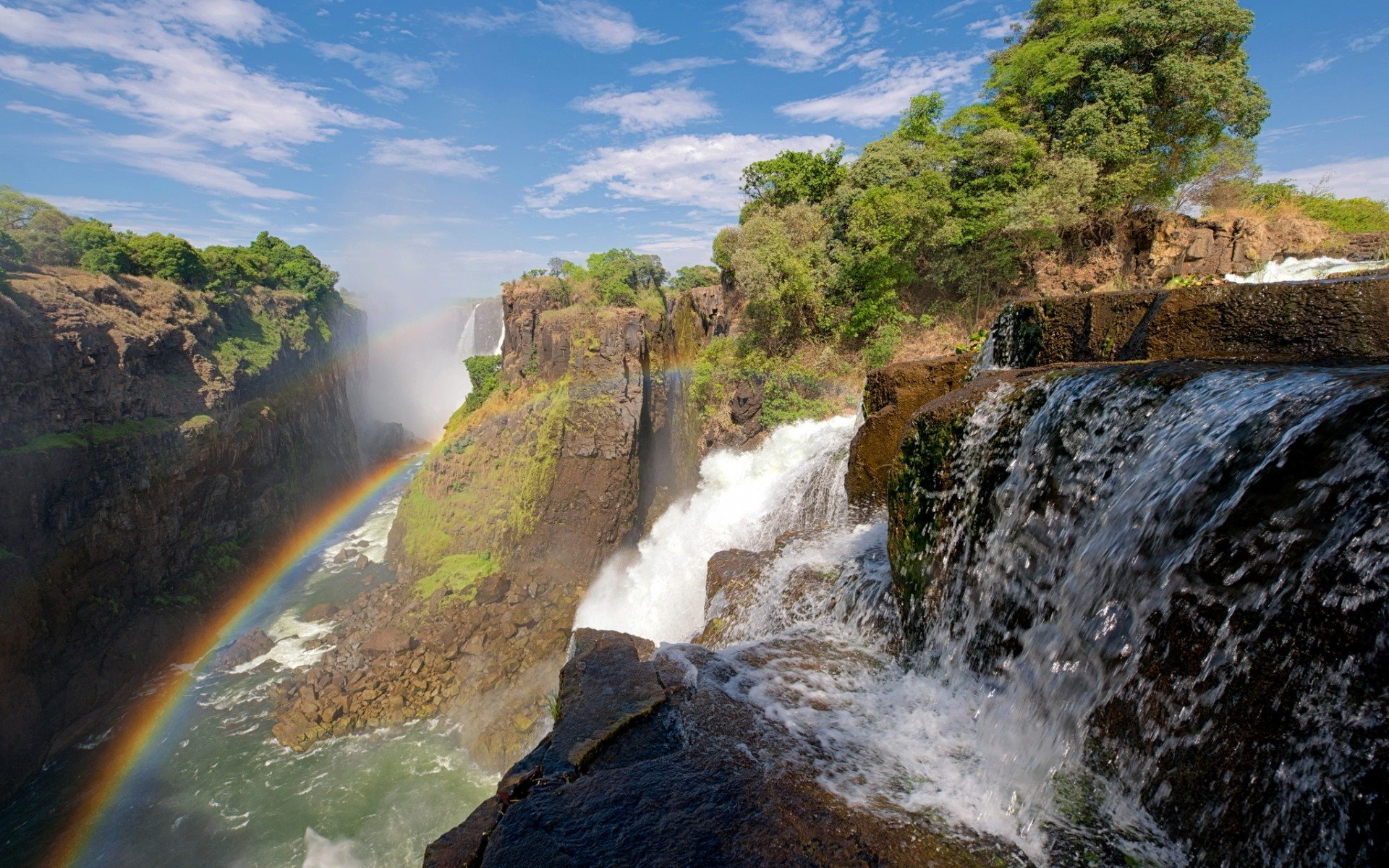 Скачать обои Водопад Виктория на телефон бесплатно