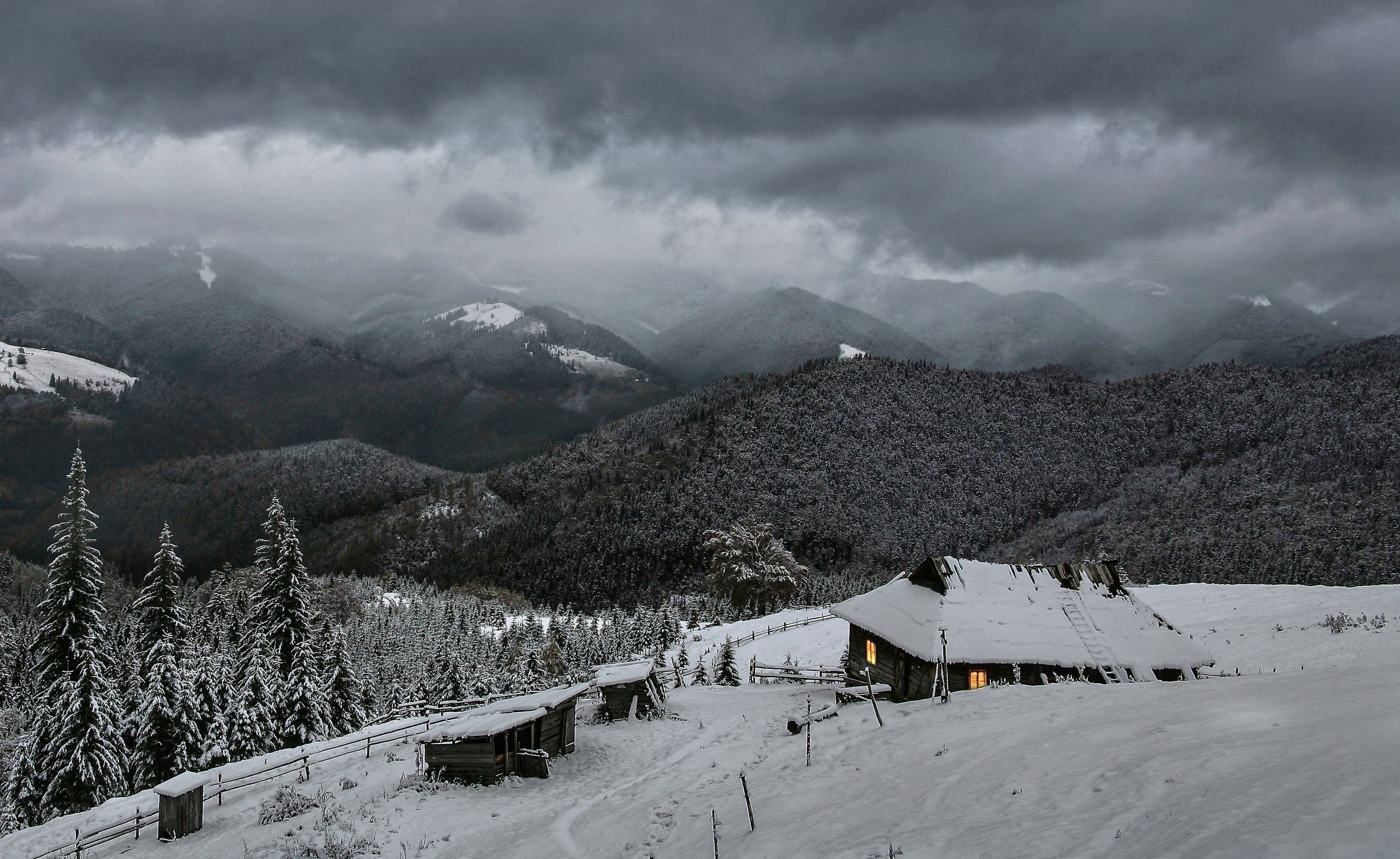 Handy-Wallpaper Landschaft, Winter, Schnee, Gebirge, Hütte, Fotografie kostenlos herunterladen.