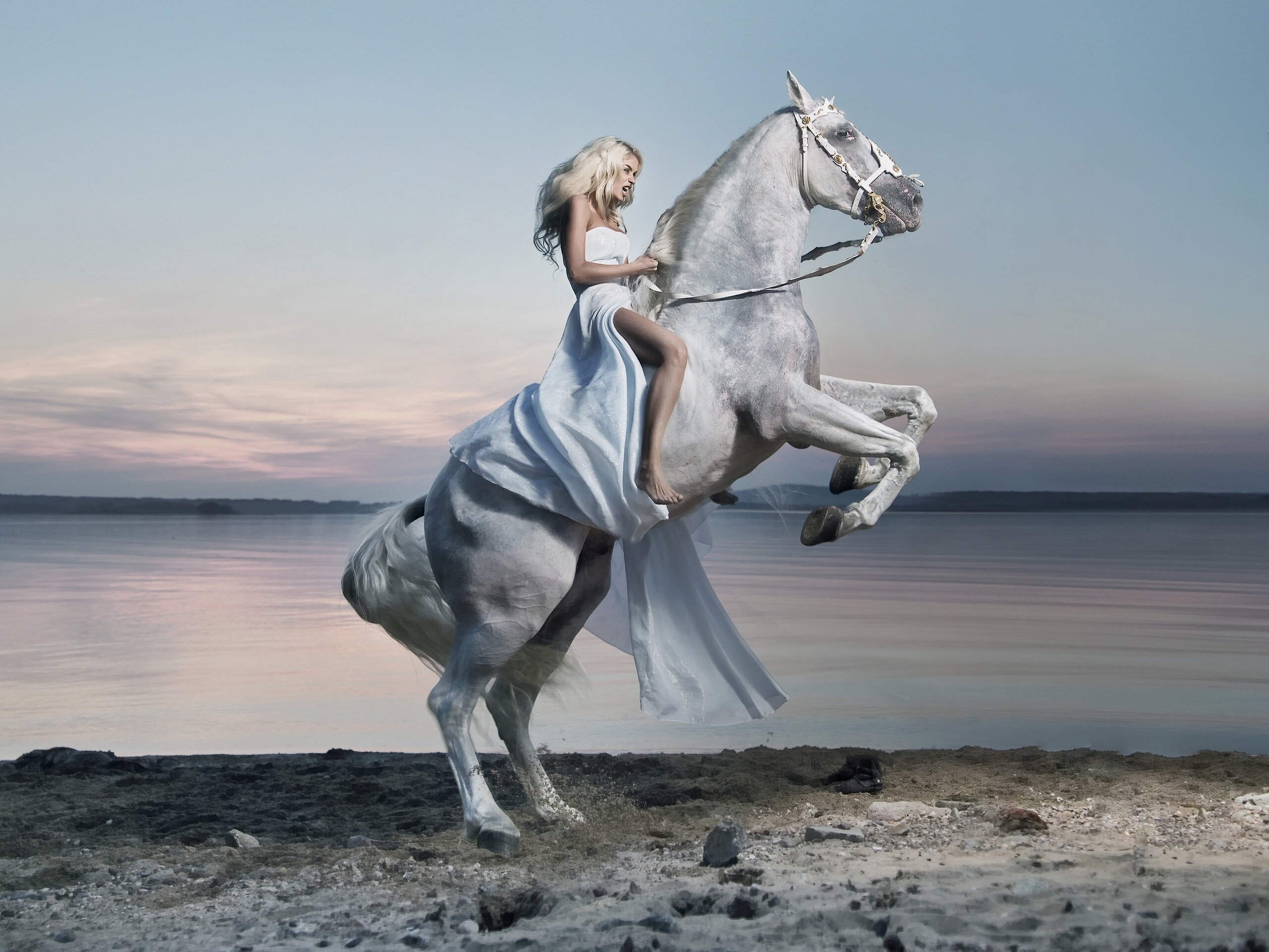 Laden Sie das See, Stimmung, Pferd, Kleid, Frauen-Bild kostenlos auf Ihren PC-Desktop herunter