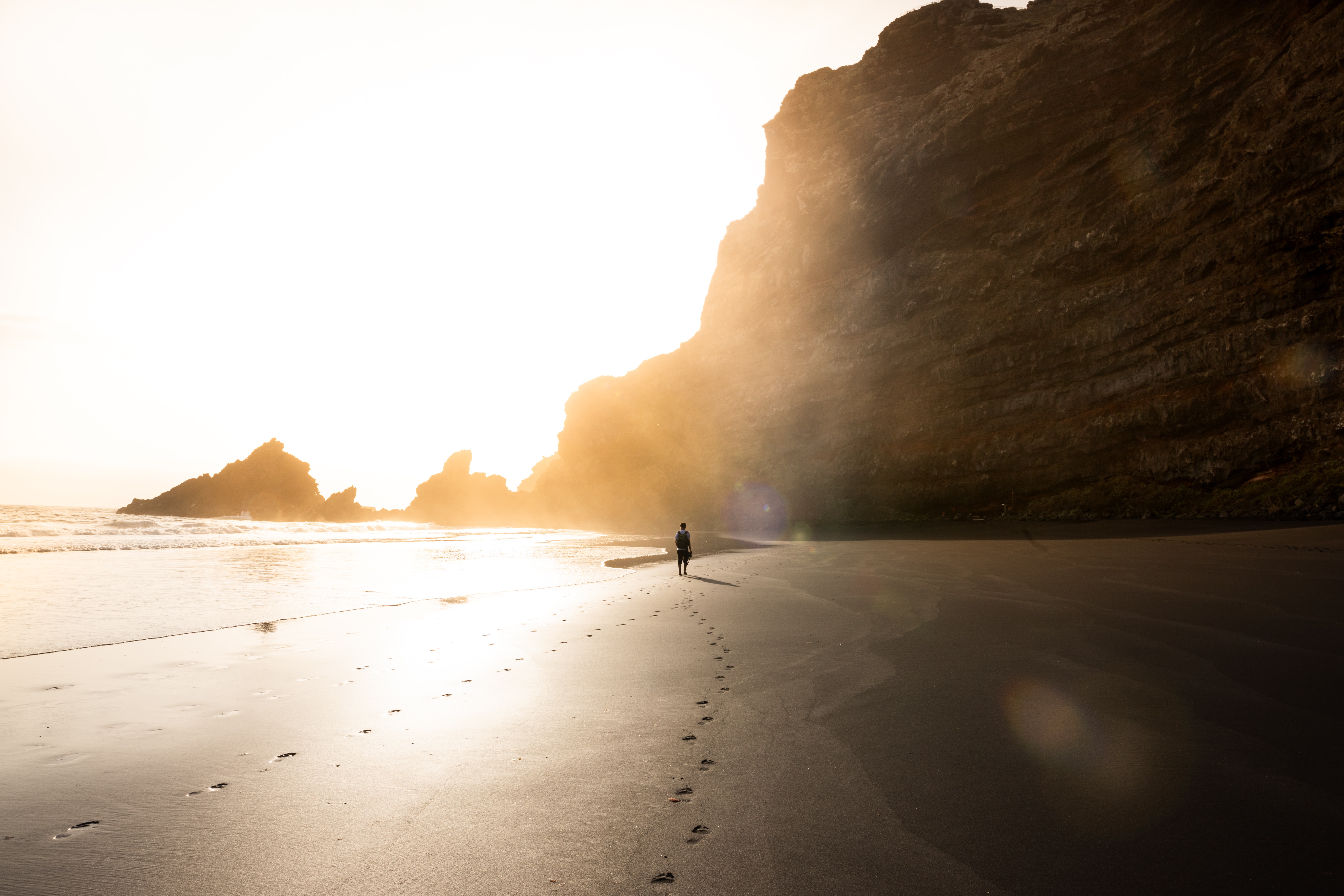Free download wallpaper Nature, Rocks, Coast, Silhouette, Sunlight, Beach on your PC desktop