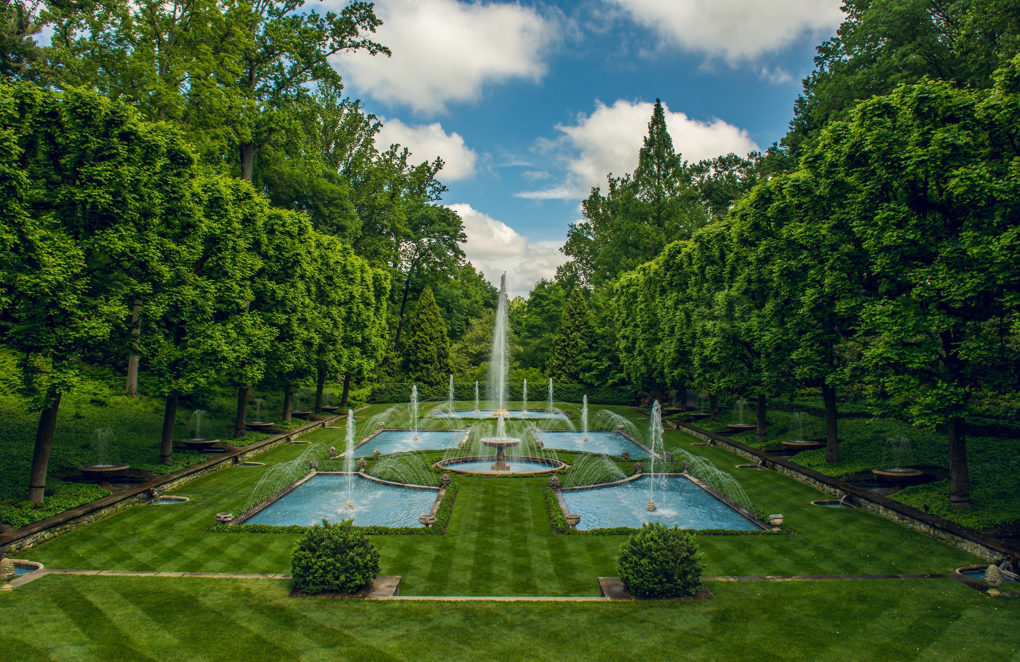Free download wallpaper Grass, Fountain, Tree, Garden, Man Made, Tree Lined on your PC desktop