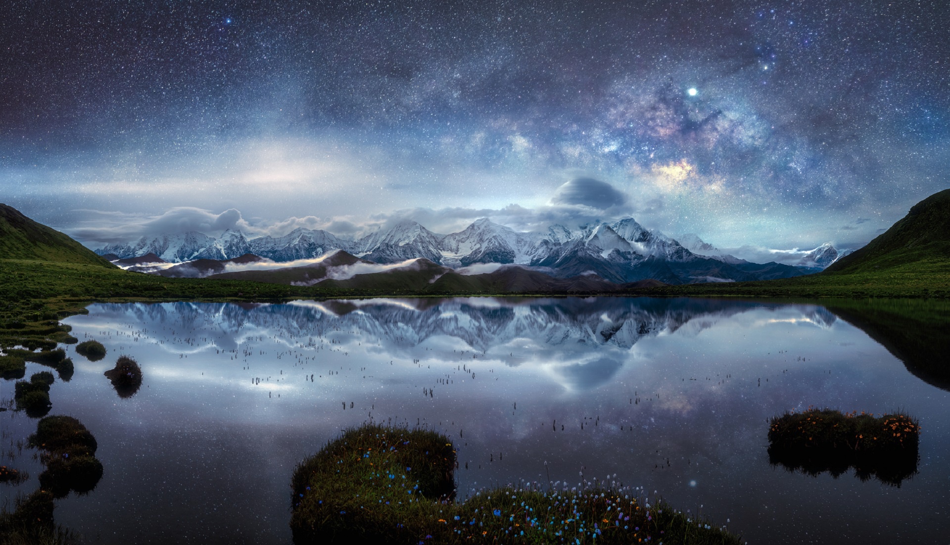Laden Sie das Natur, Sterne, See, Gebirge, Nacht, Himmel, Erde/natur, Spiegelung, Sternenklarer Himmel-Bild kostenlos auf Ihren PC-Desktop herunter
